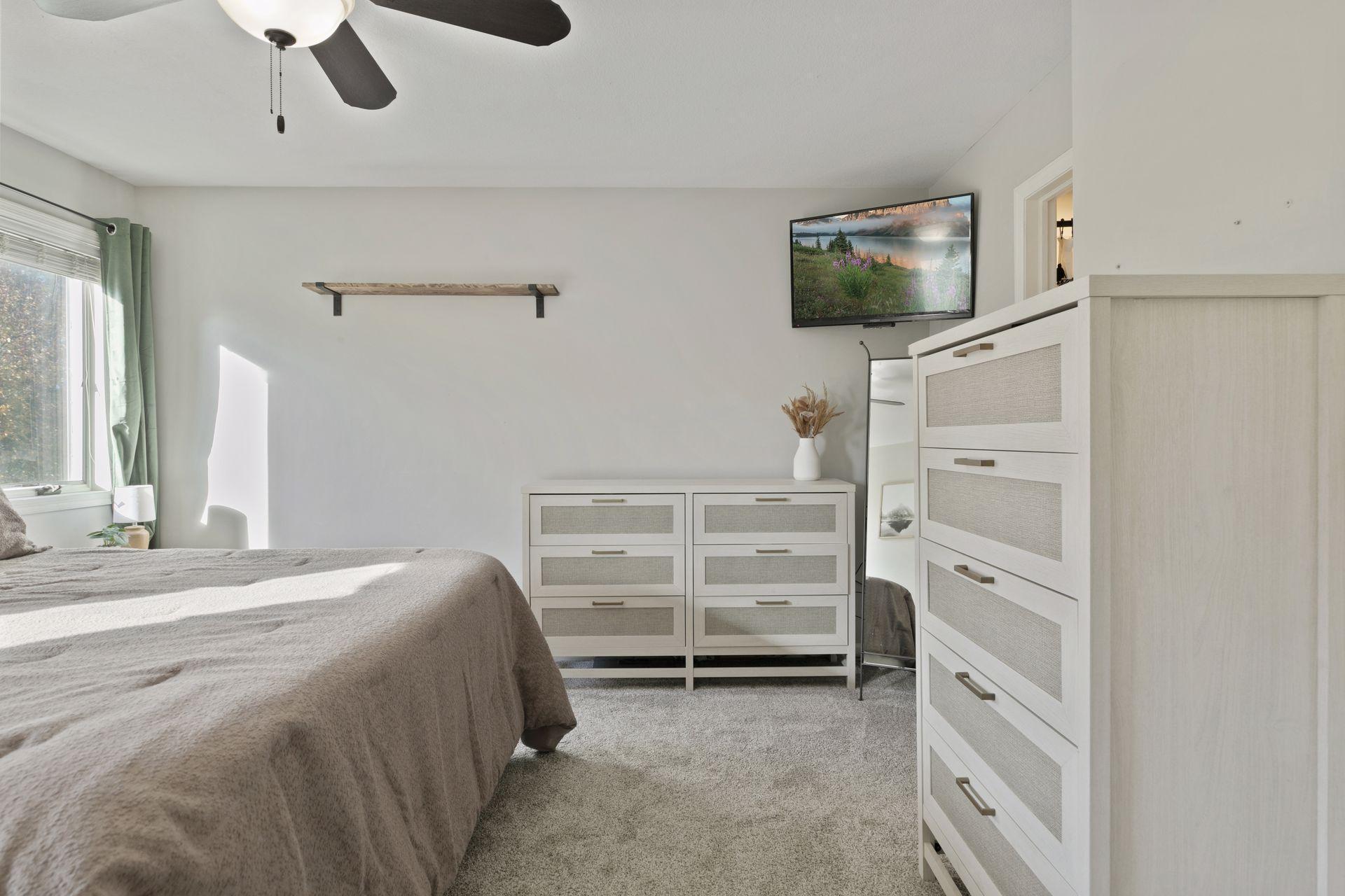 1325 Island View Drive