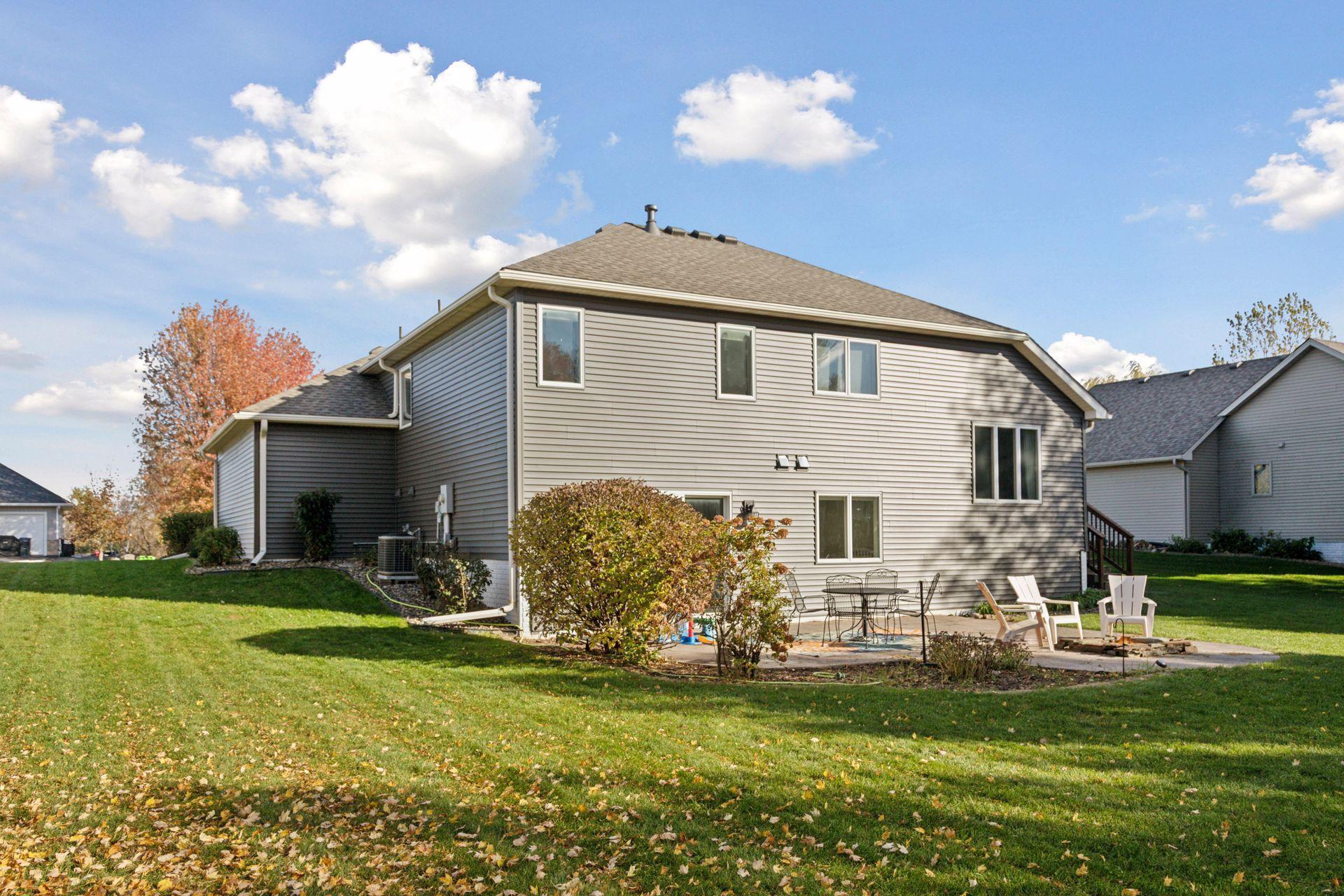 1325 Island View Drive