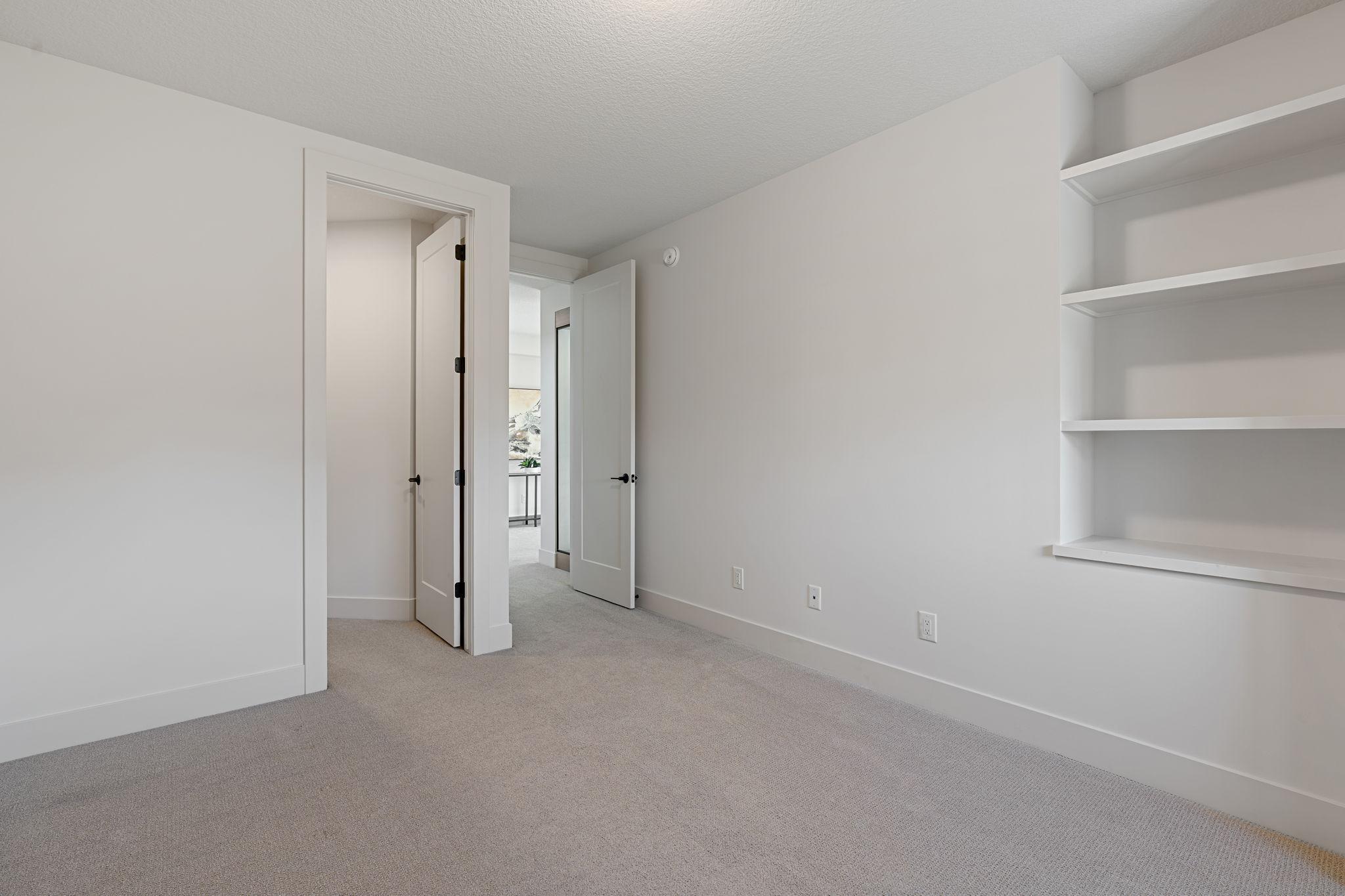 1979 Leaping Deer Circle