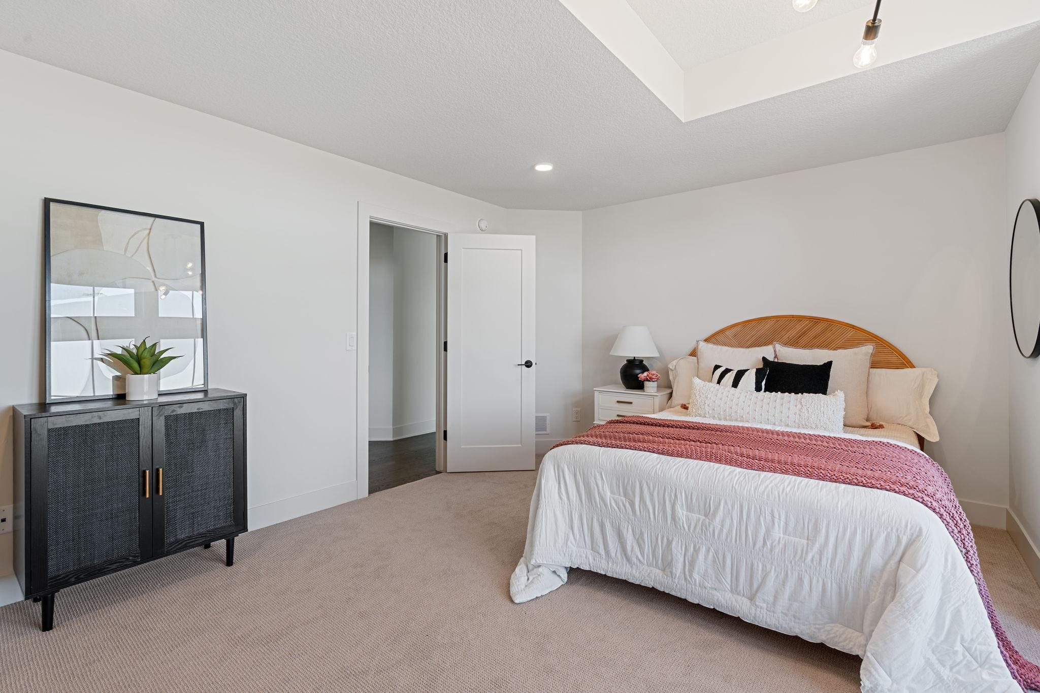 1979 Leaping Deer Circle