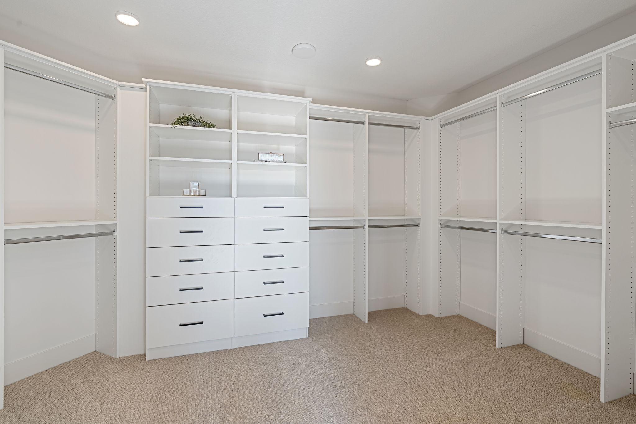 1979 Leaping Deer Circle