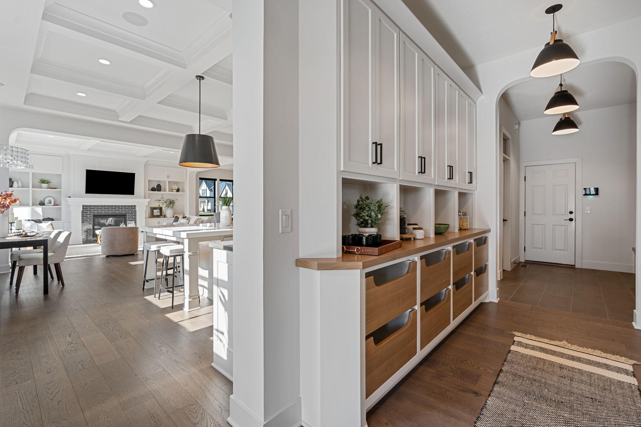 1979 Leaping Deer Circle