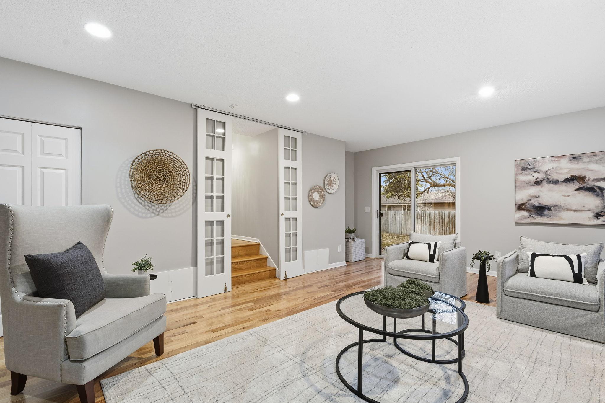 5818 Emerson Avenue N