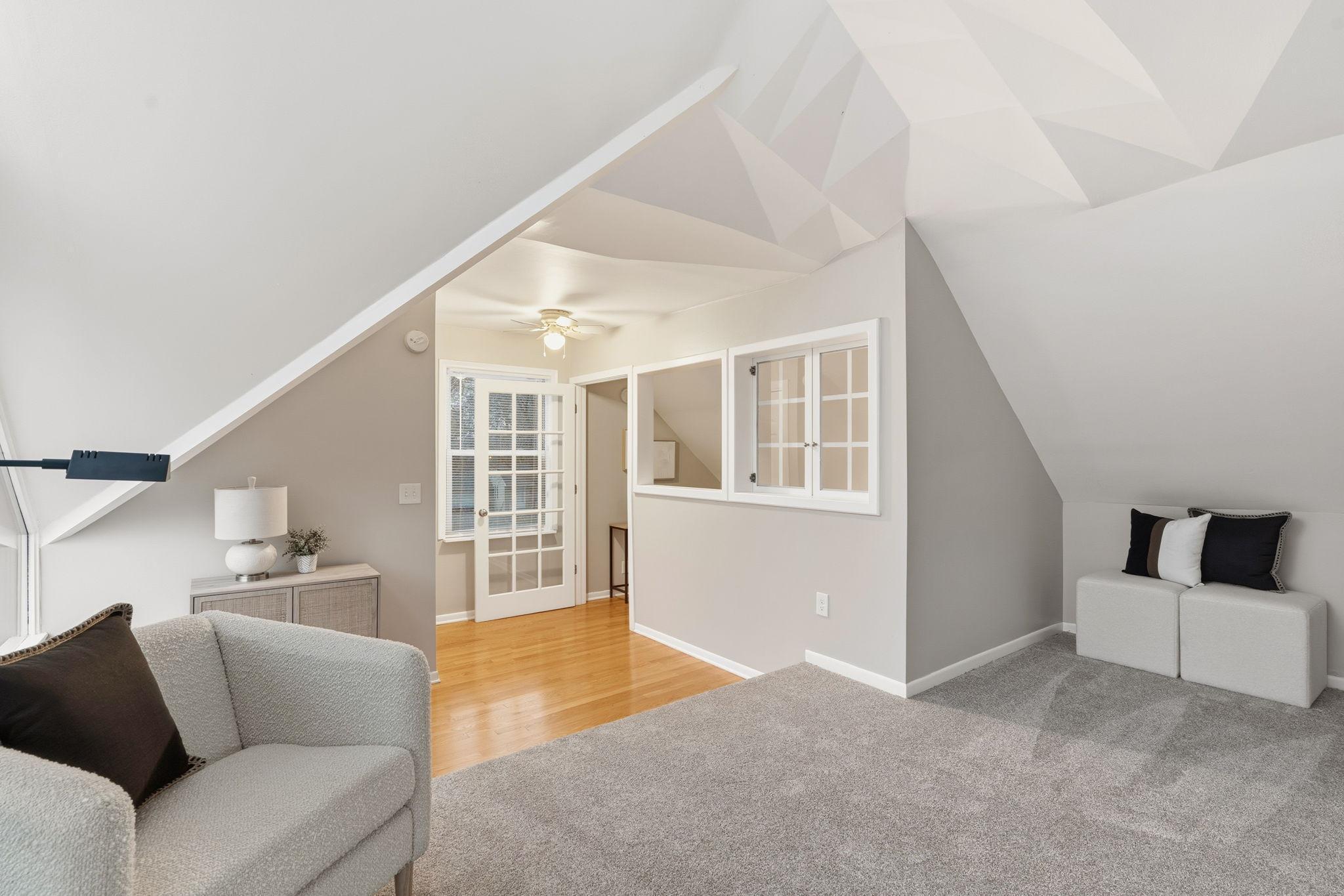 5818 Emerson Avenue N