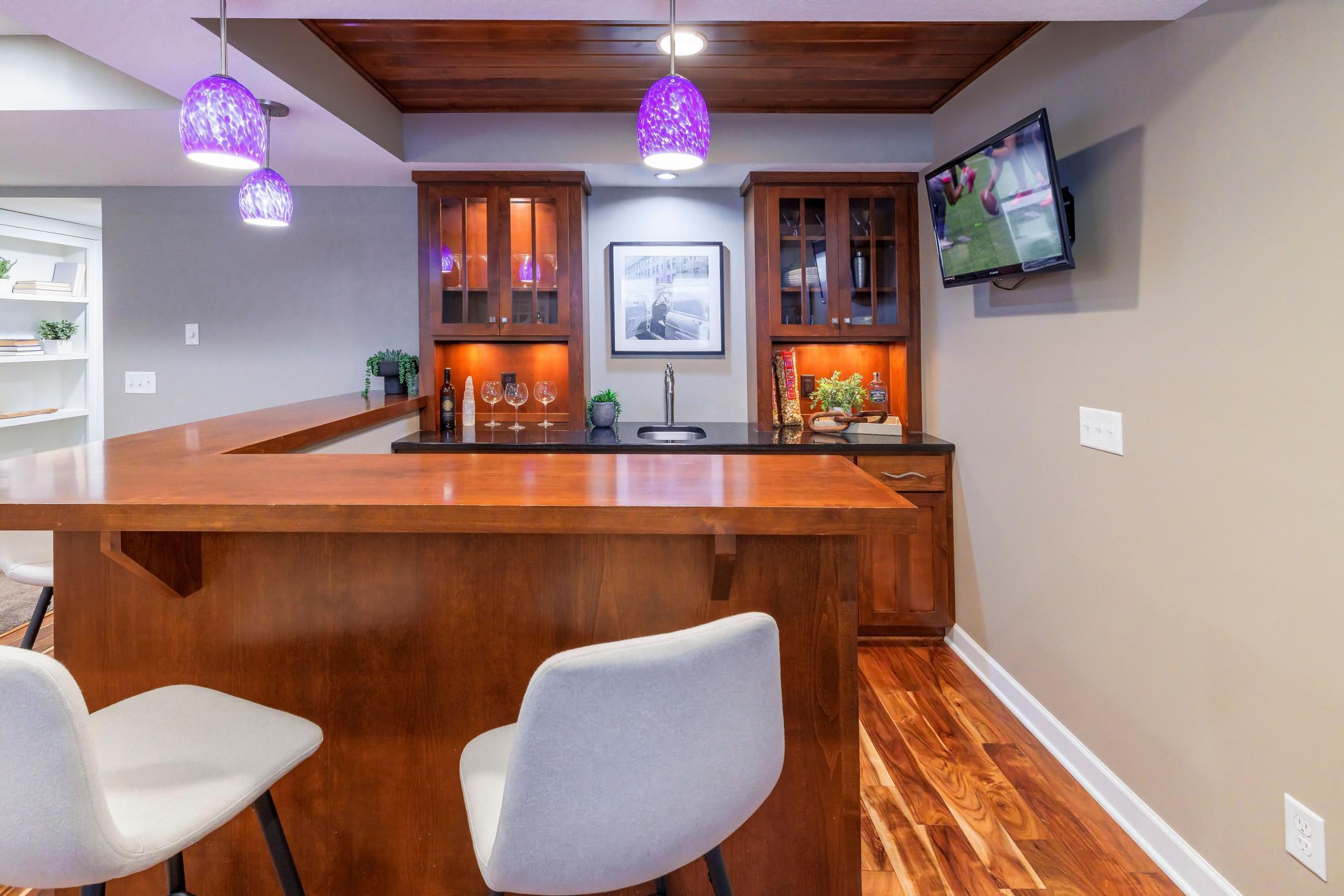 9807 Almond Avenue N