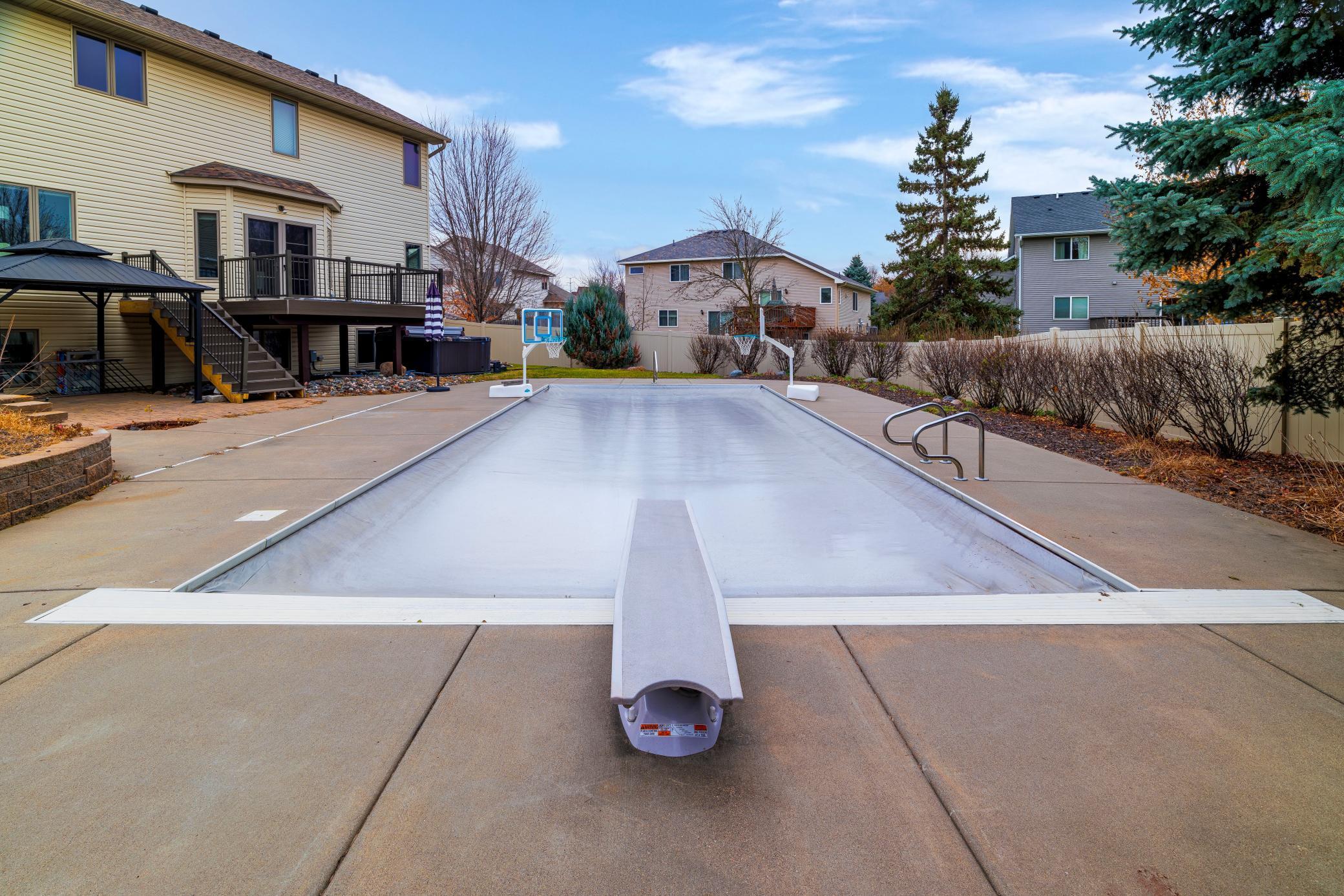 9807 Almond Avenue N