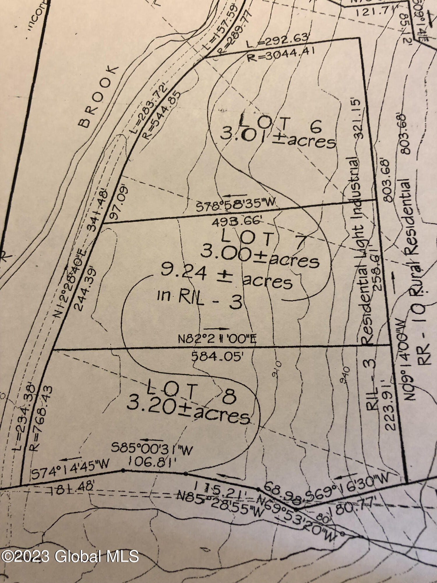 L8.28 Hendricks Road
