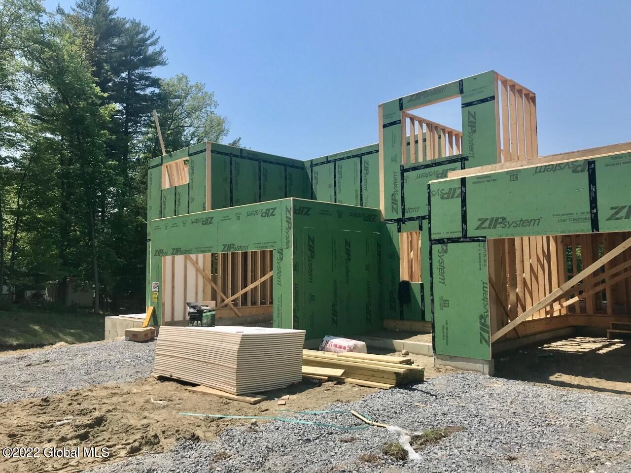 9 Hill Crest Lane, # B