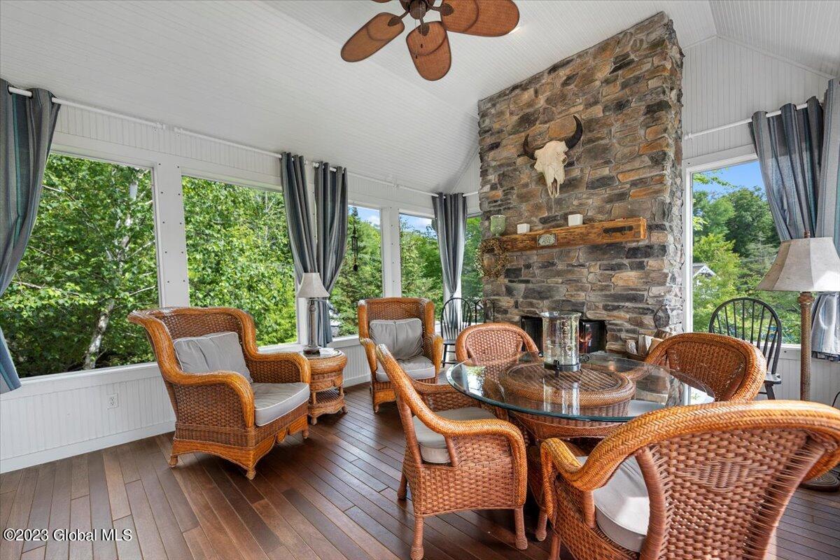 3245 Baker Lane
