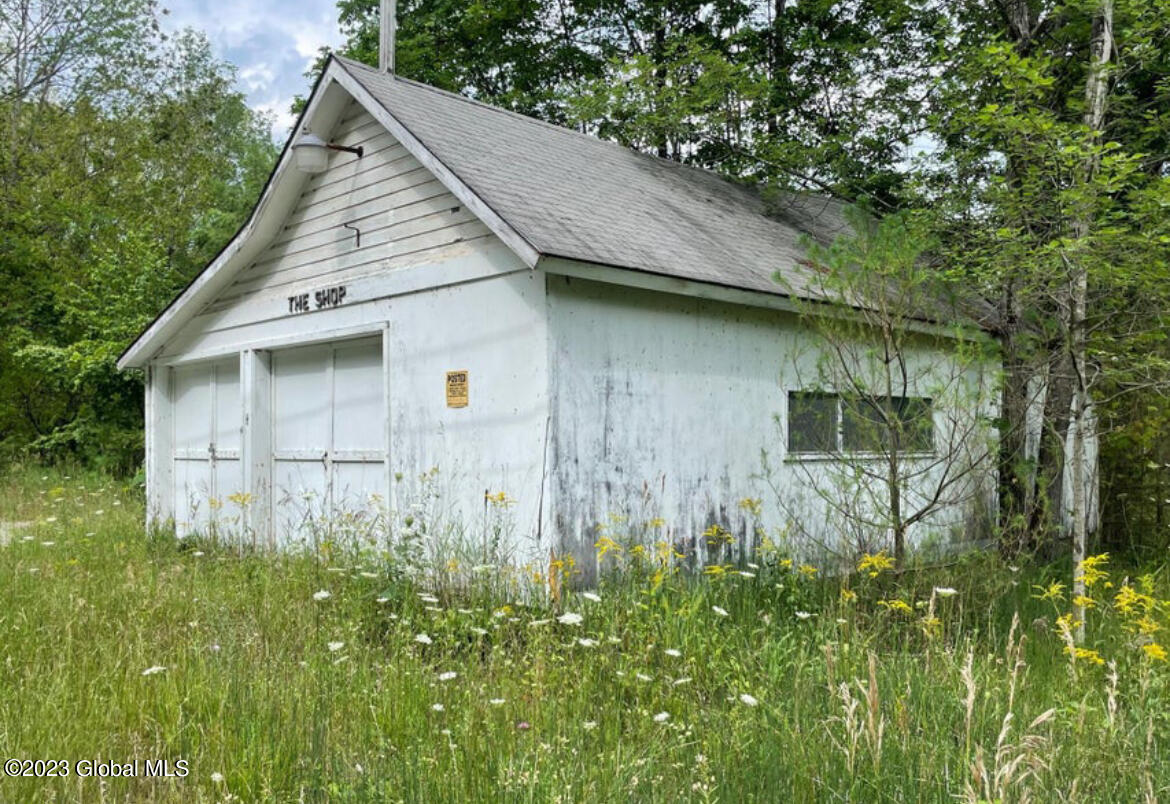 1550 Bay Road