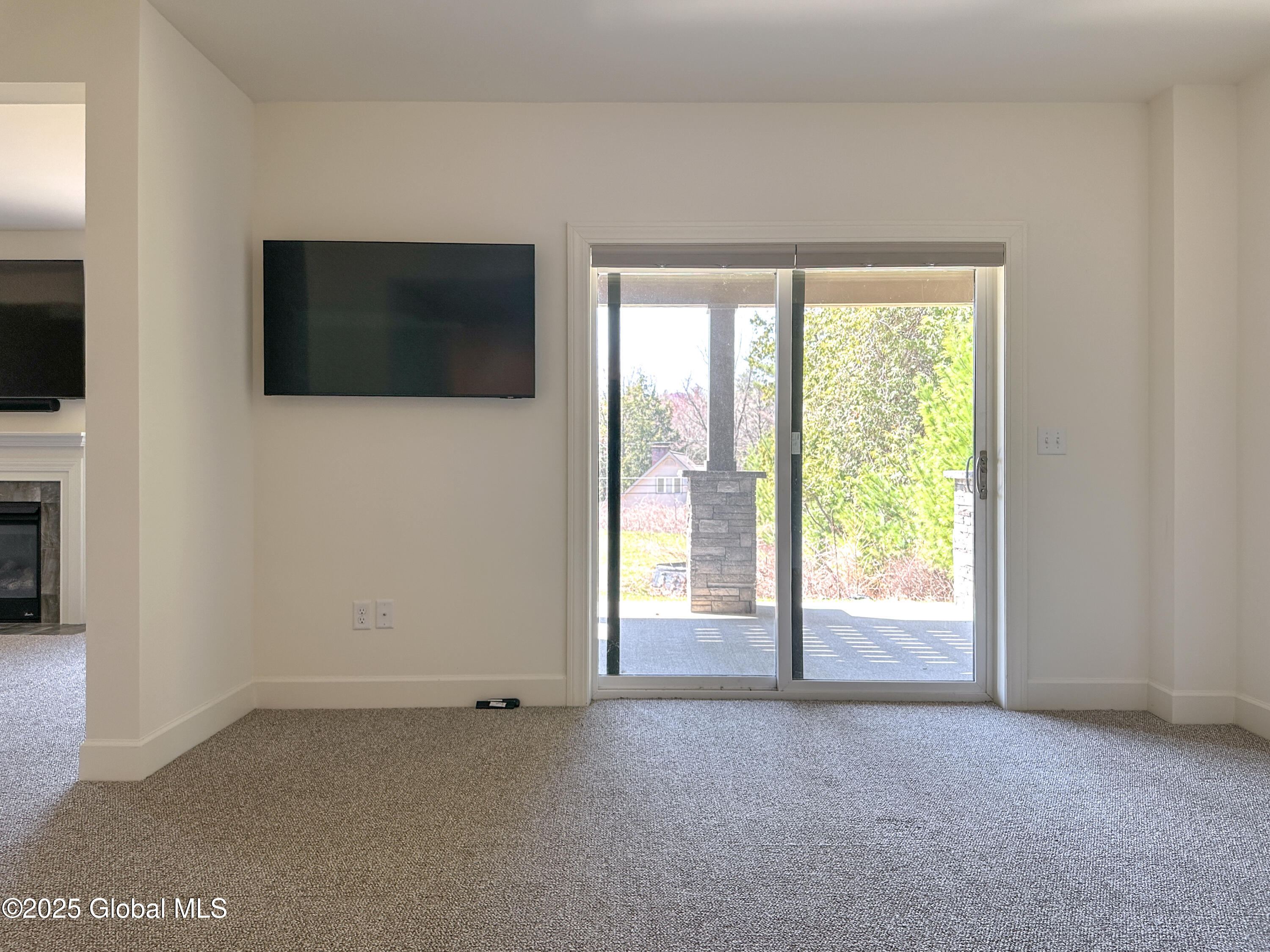 9 Hill Crest Lane, 3