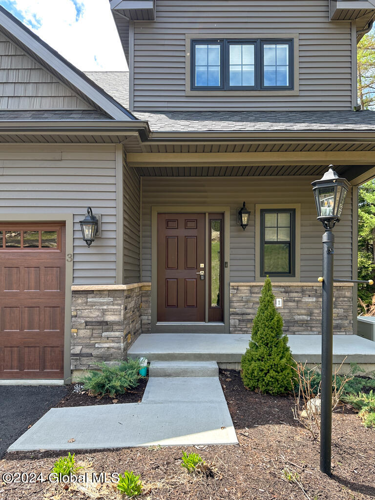 9 Hill Crest Lane, 3