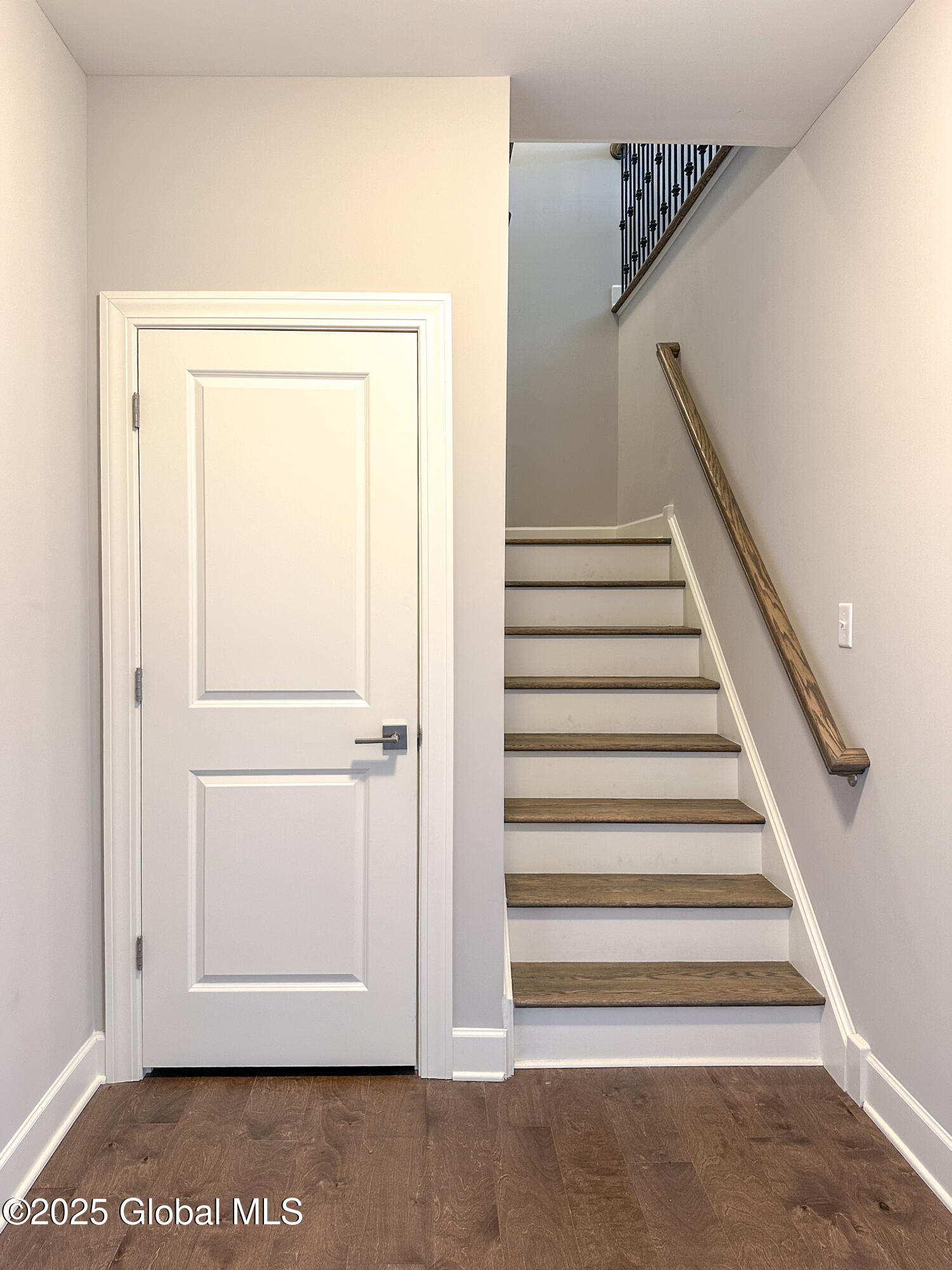9 Hill Crest Lane, 3