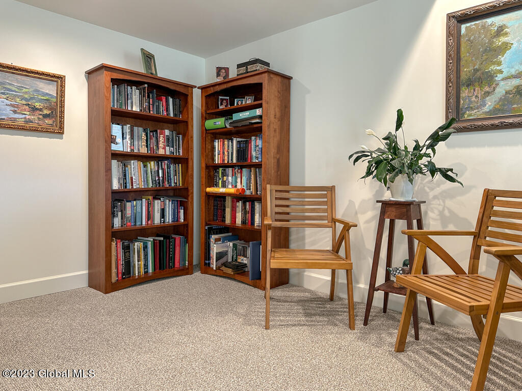9 Hill Crest Lane, 3