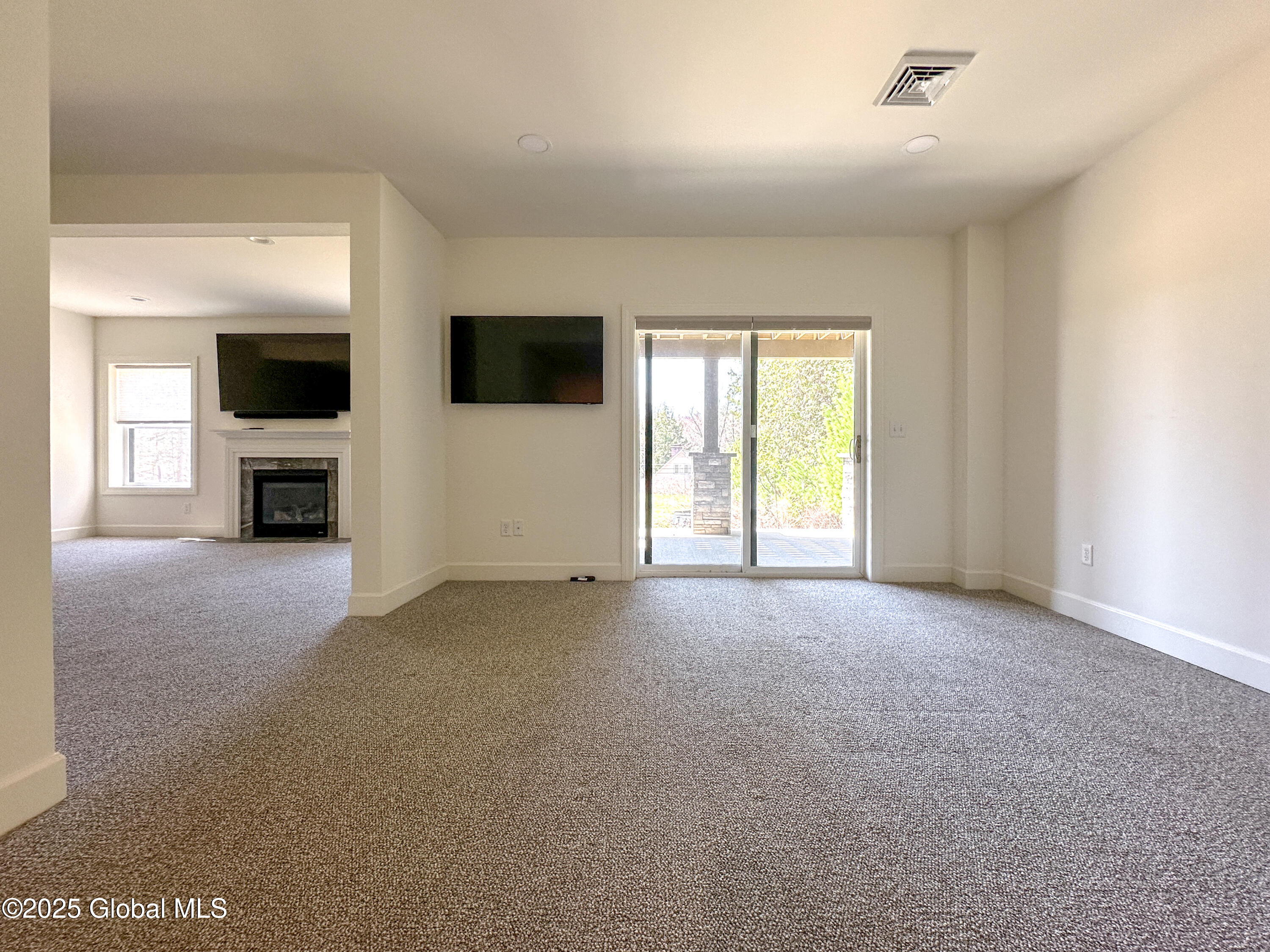 9 Hill Crest Lane, 3