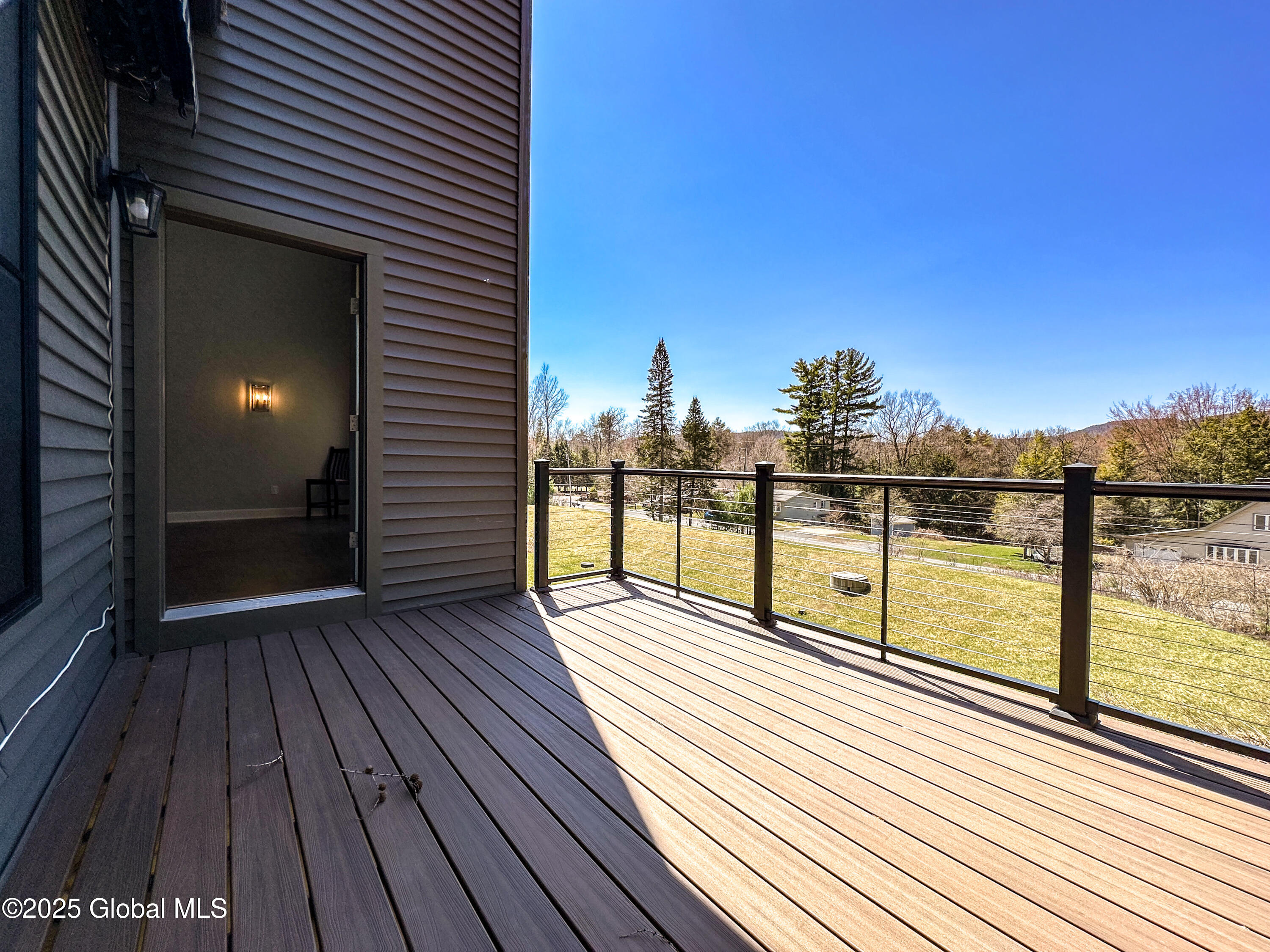 9 Hill Crest Lane, 3
