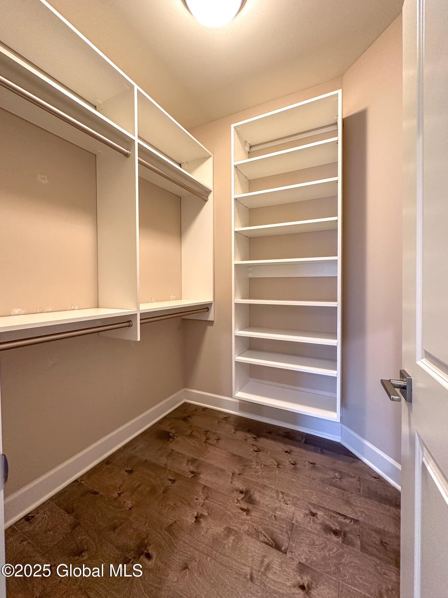 9 Hill Crest Lane, 3