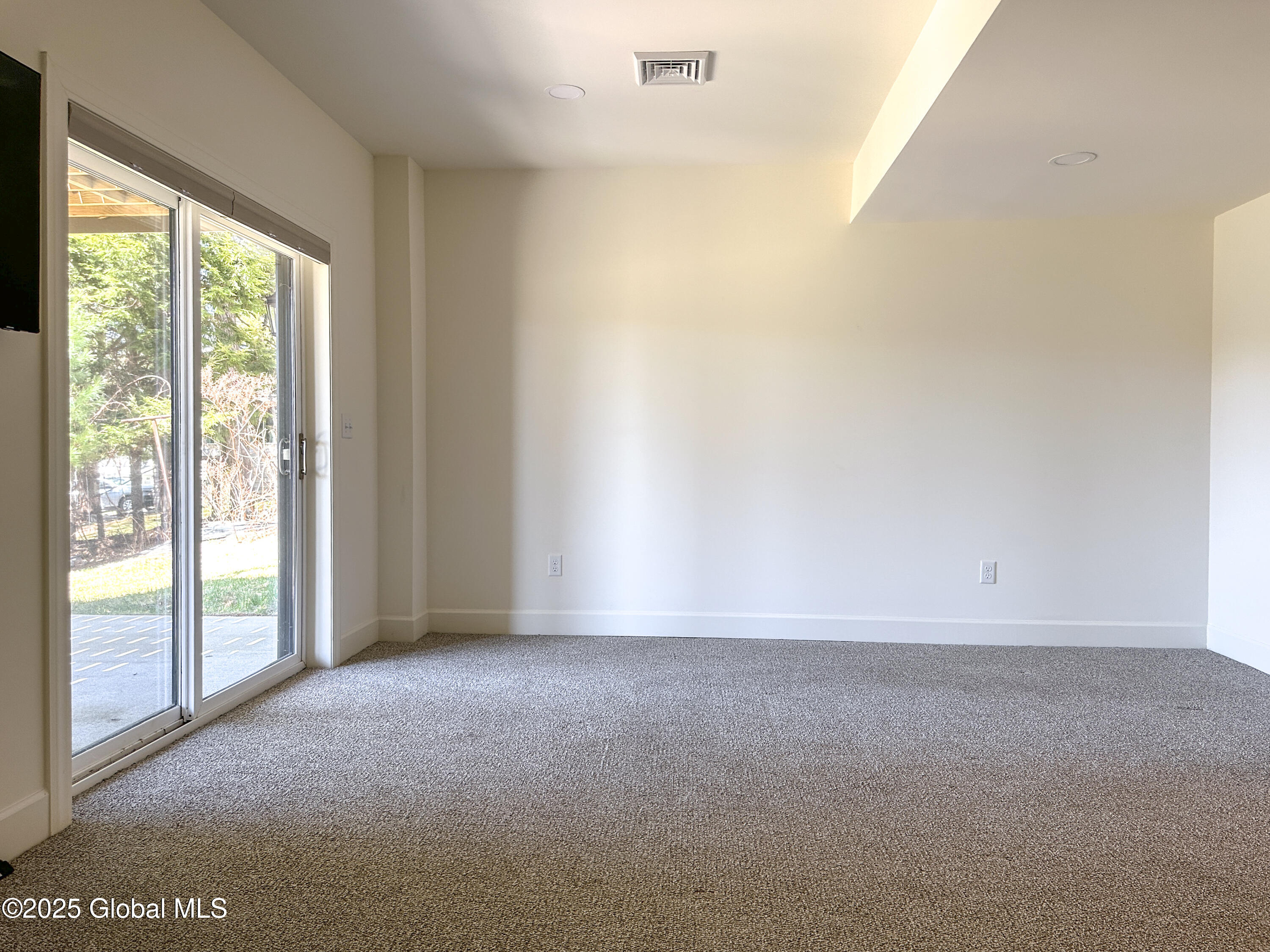 9 Hill Crest Lane, 3