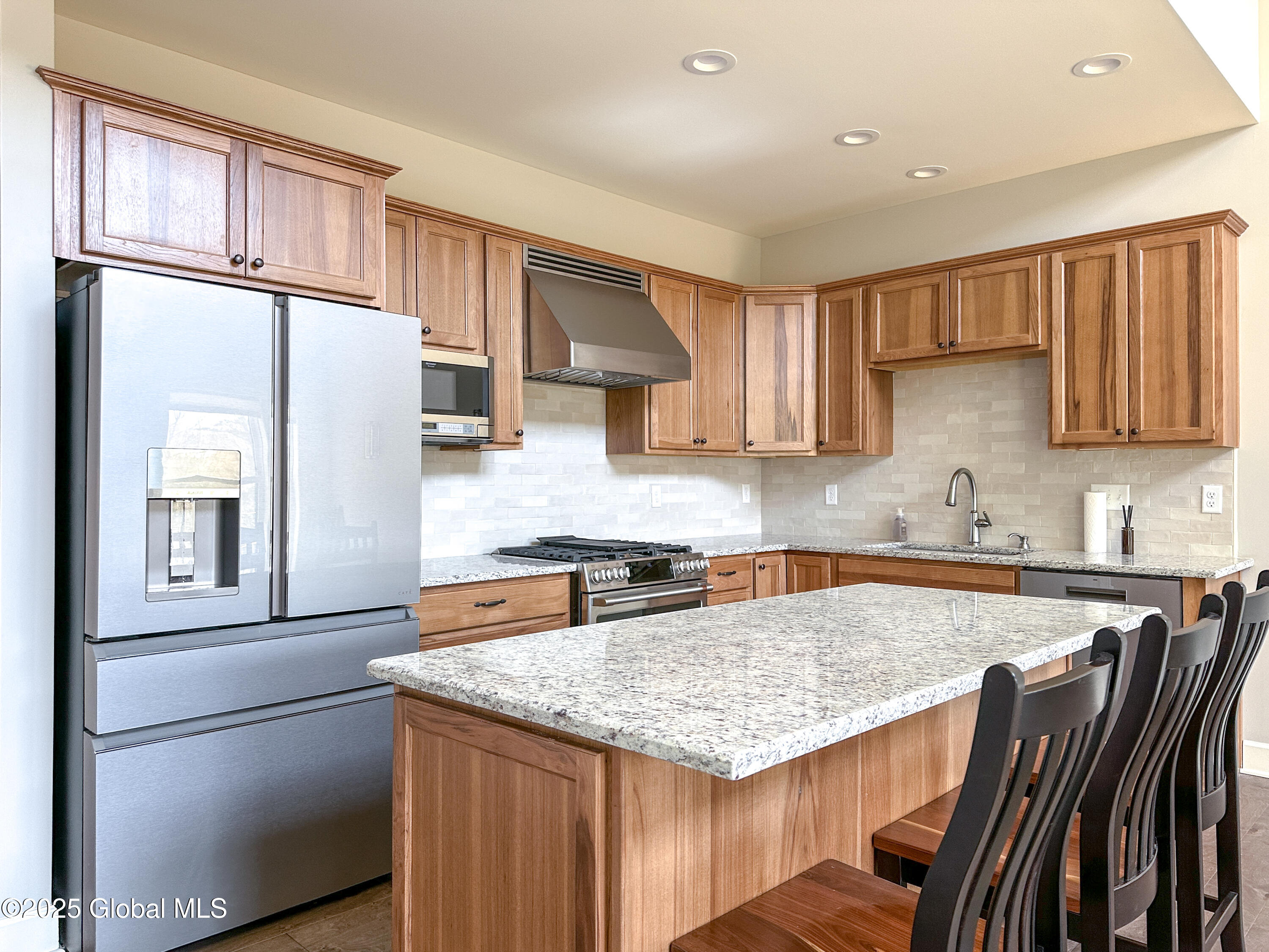 9 Hill Crest Lane, 3