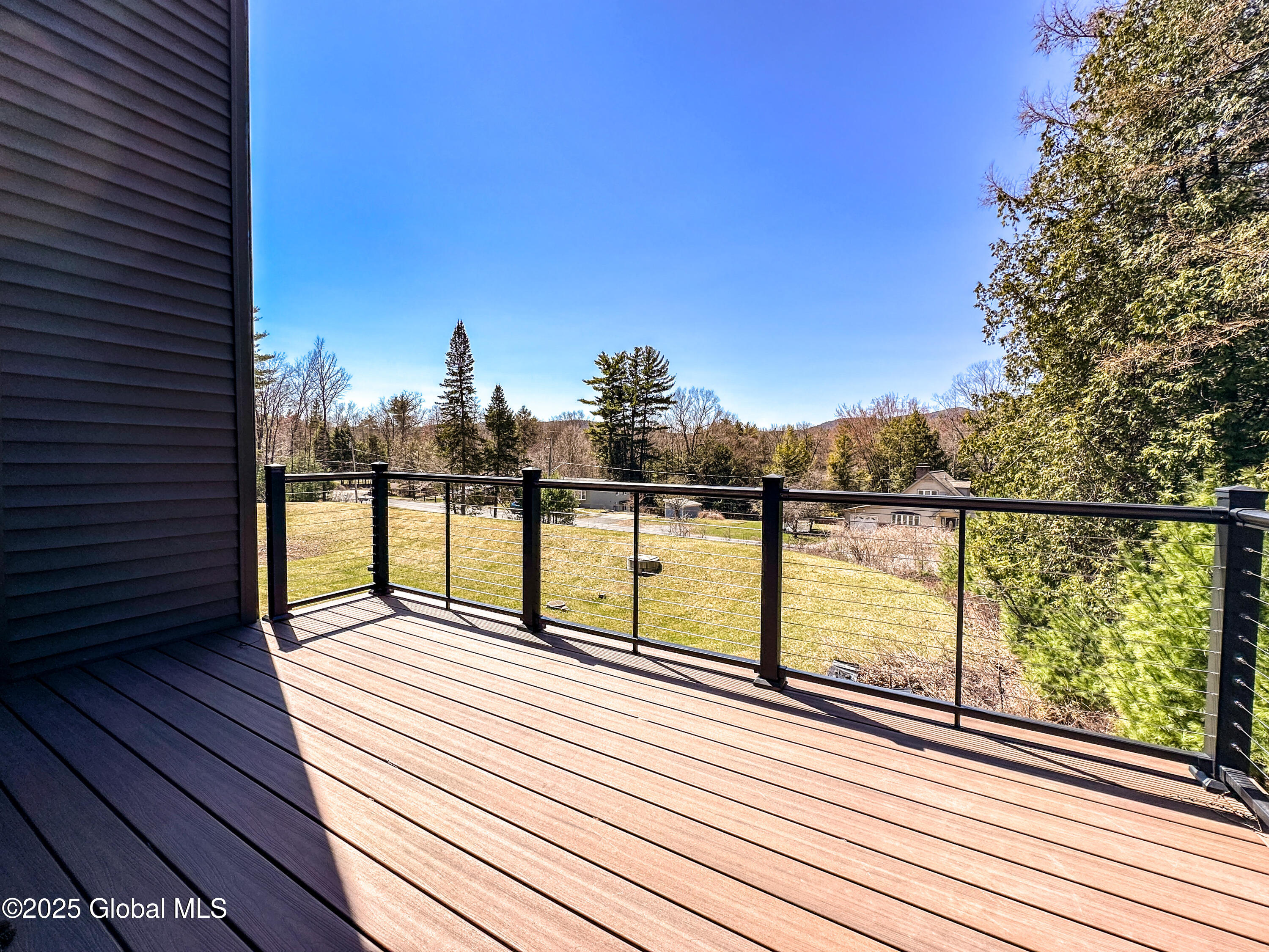 9 Hill Crest Lane, 3