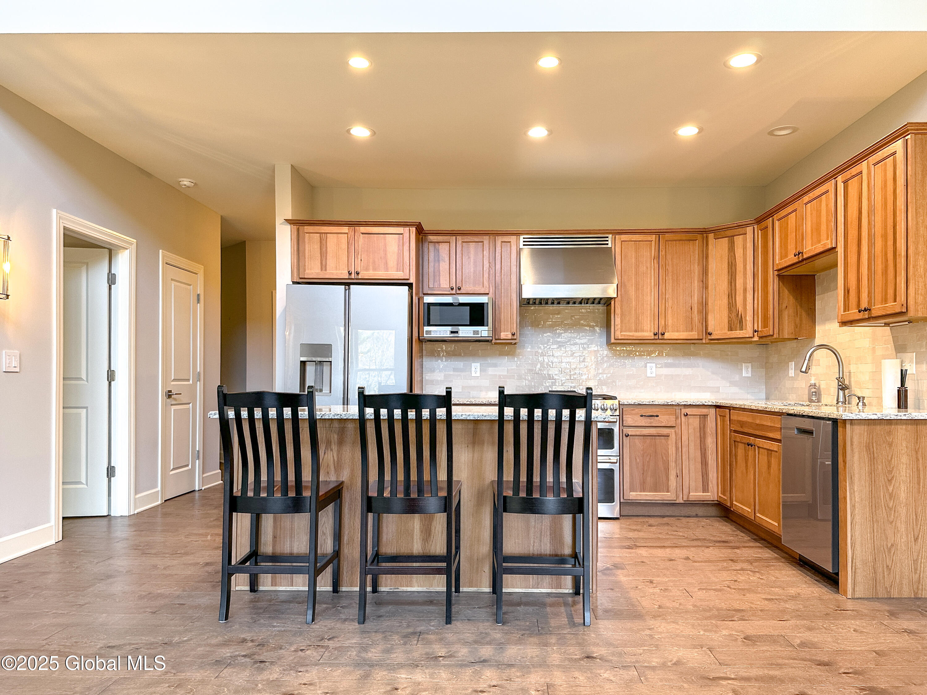 9 Hill Crest Lane, 3