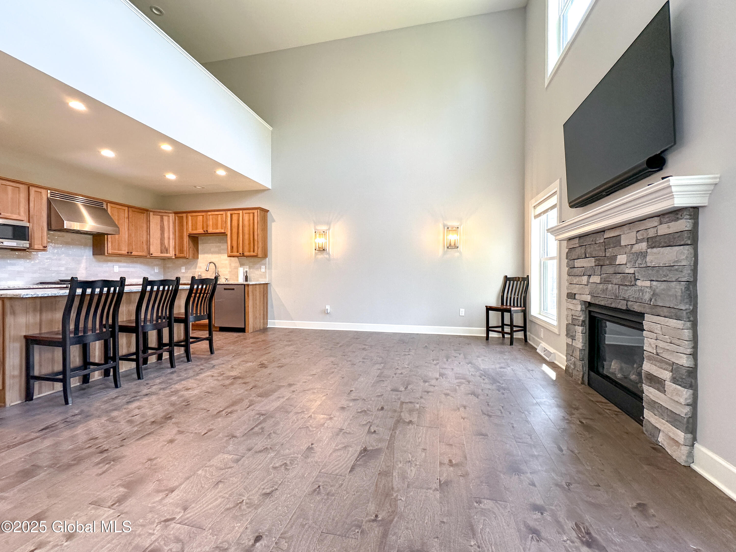 9 Hill Crest Lane, 3