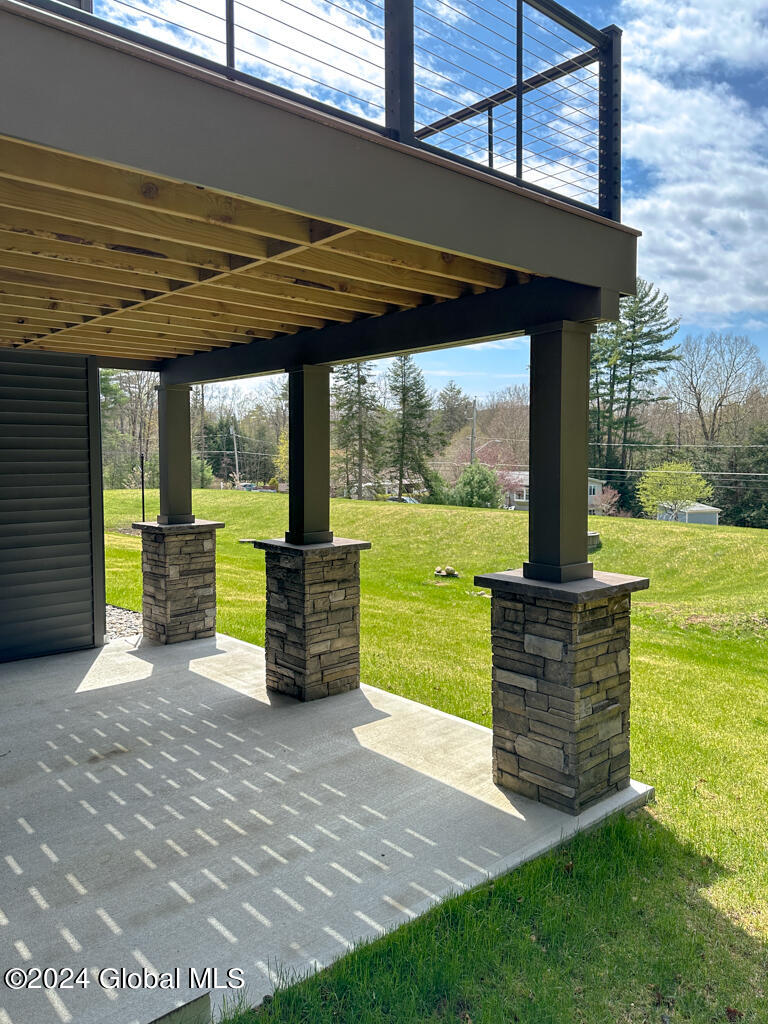 9 Hill Crest Lane, 3