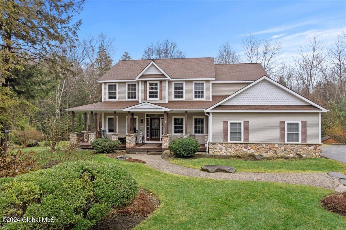 52 Sunny West Lane