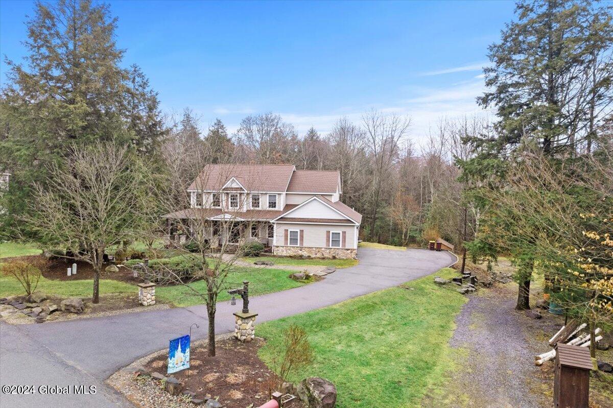 52 Sunny West Lane