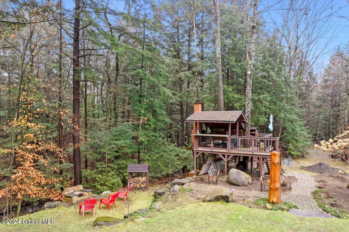52 Sunny West Lane