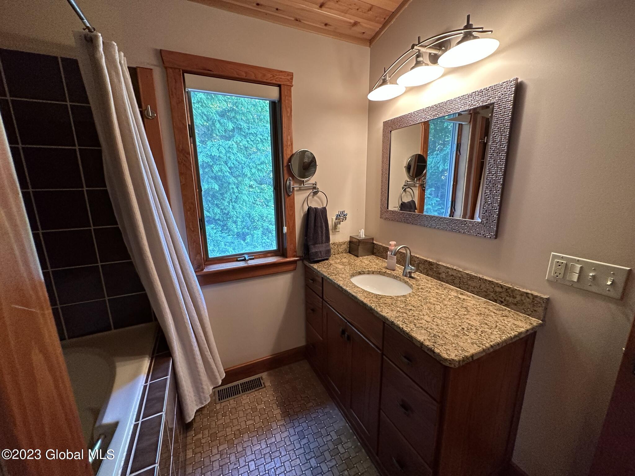 72 Mohican Heights Drive
