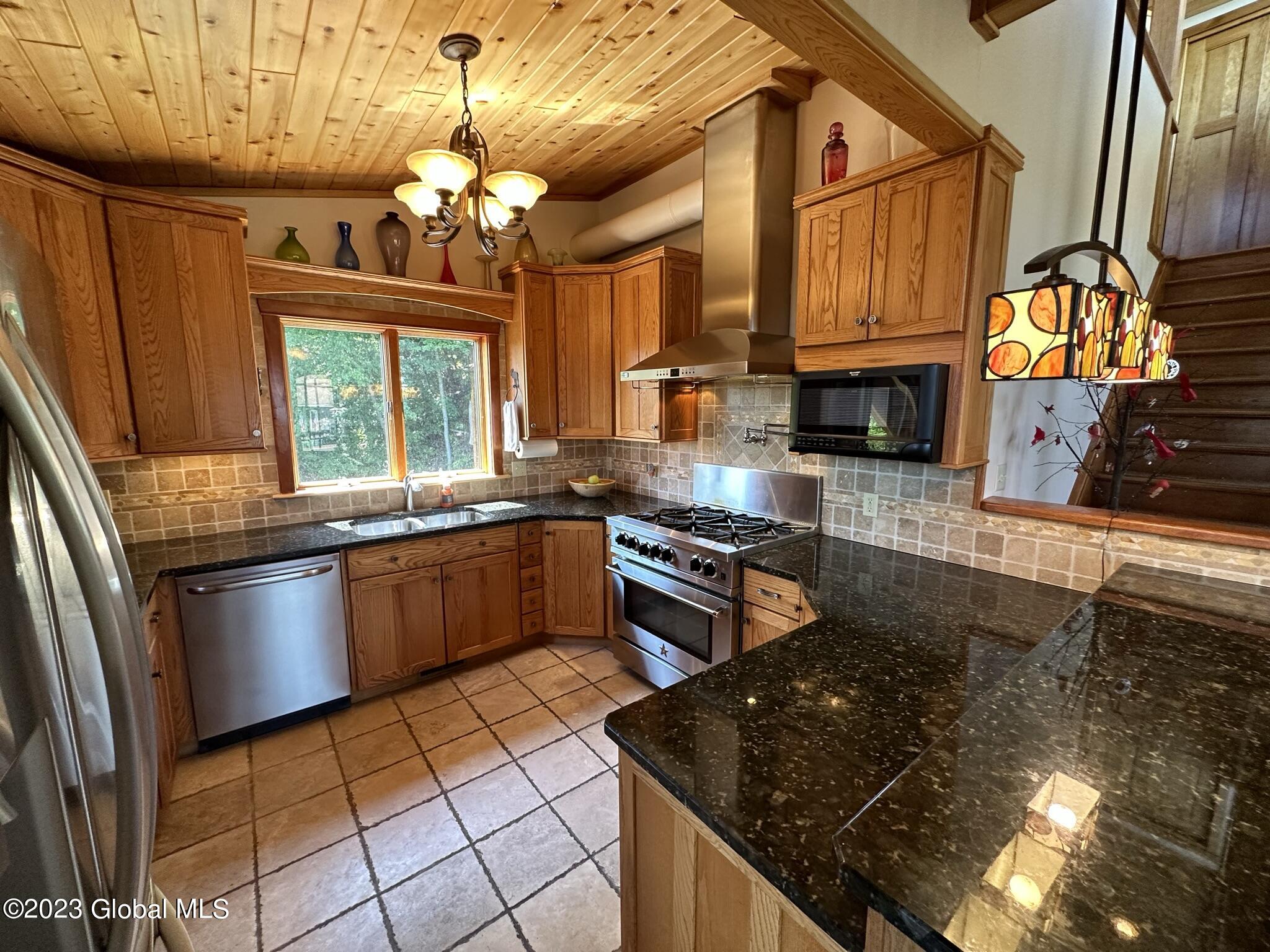 72 Mohican Heights Drive