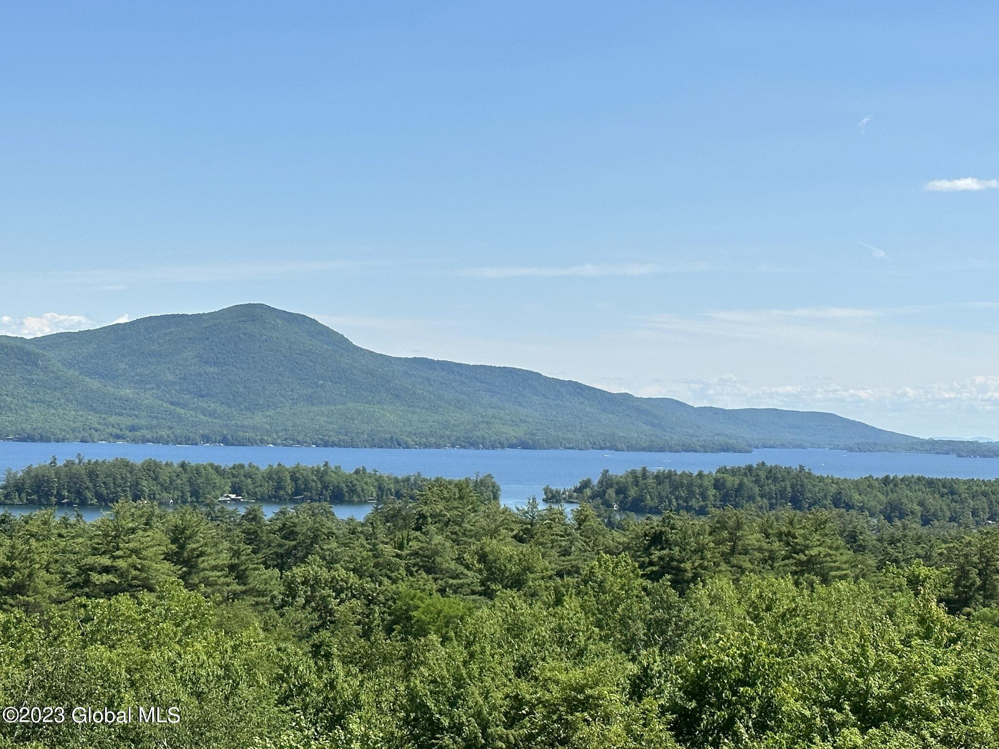 72 Mohican Heights Drive