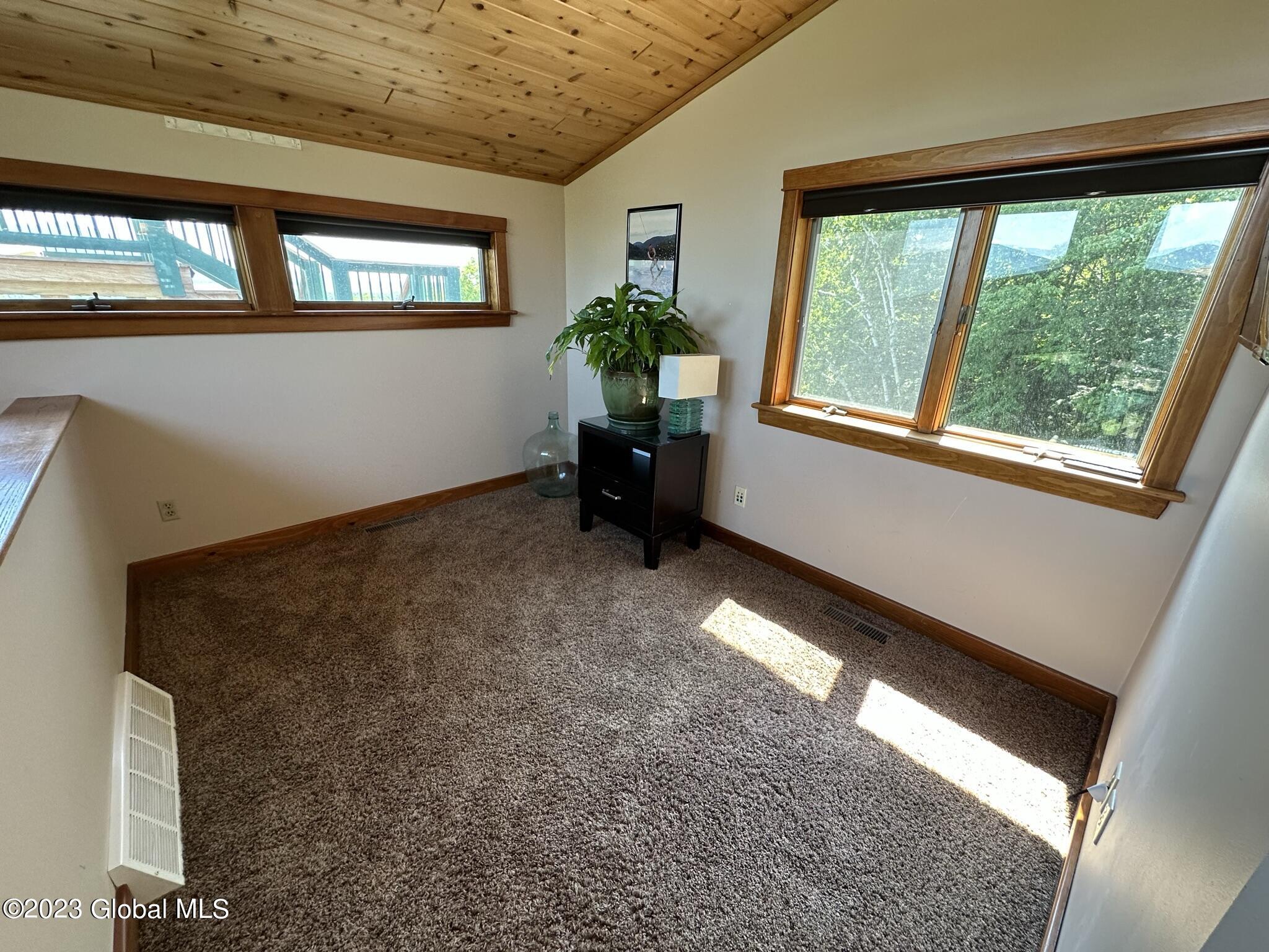 72 Mohican Heights Drive