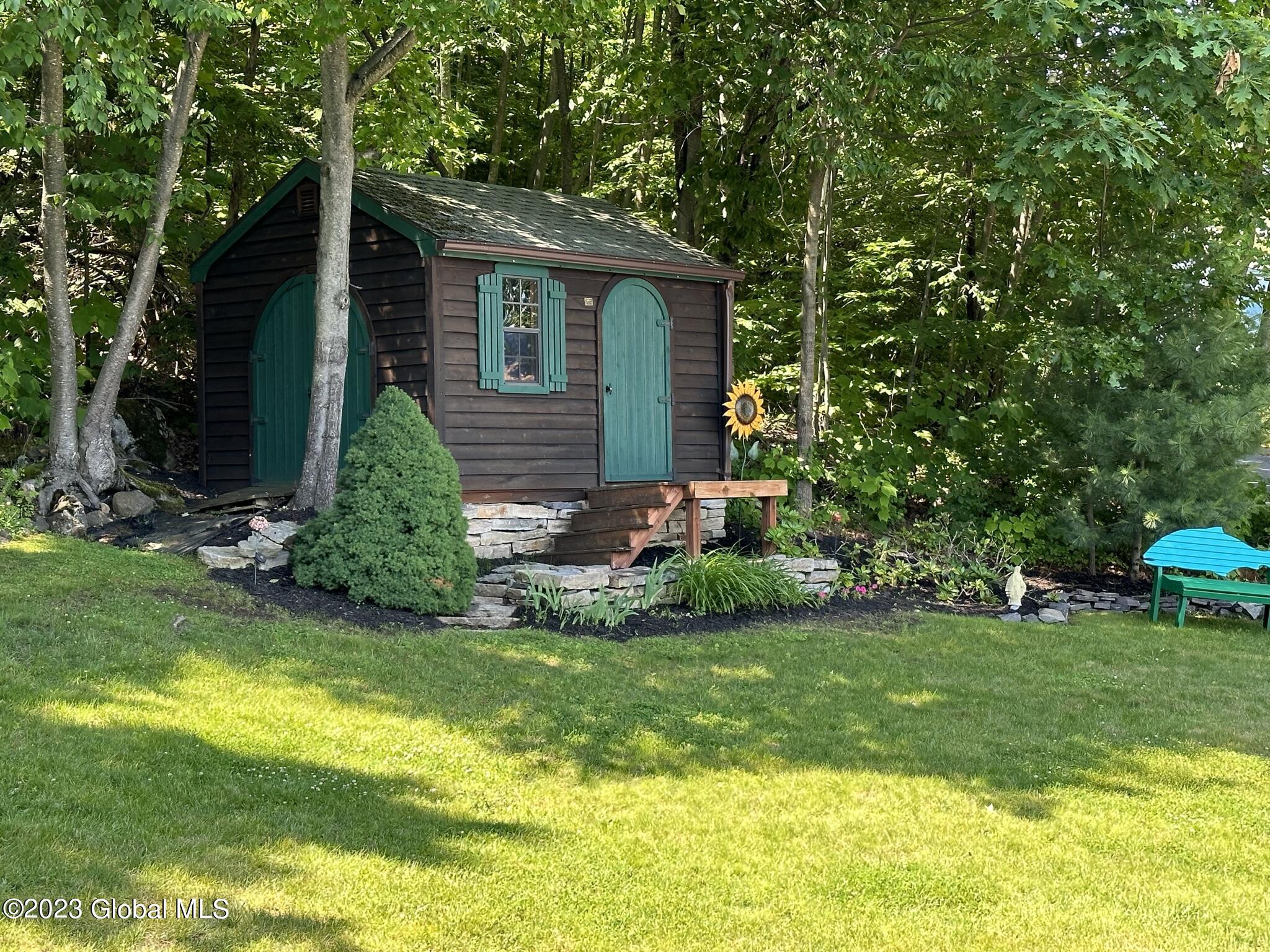 72 Mohican Heights Drive