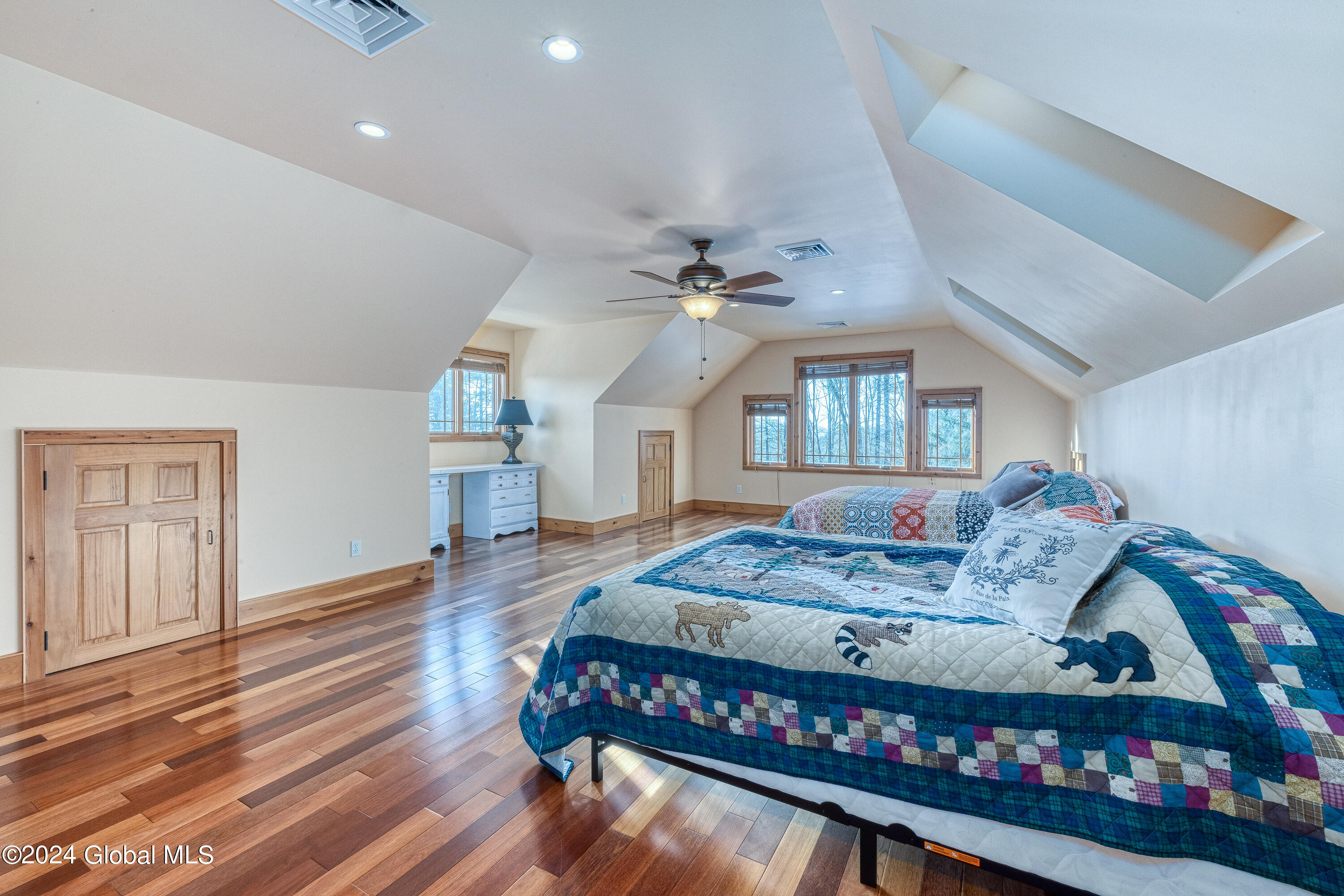 13 Apple Hill Road