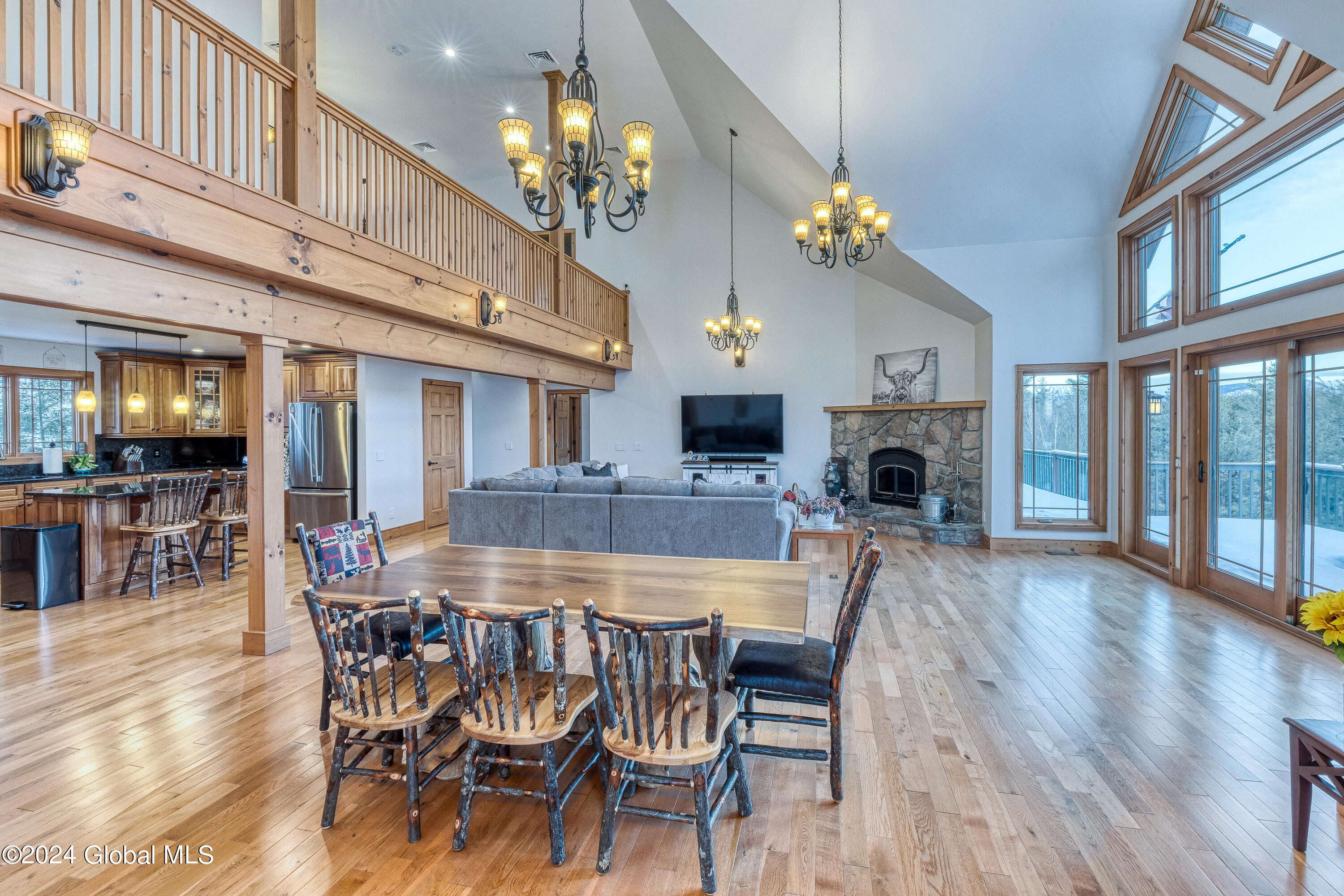 13 Apple Hill Road