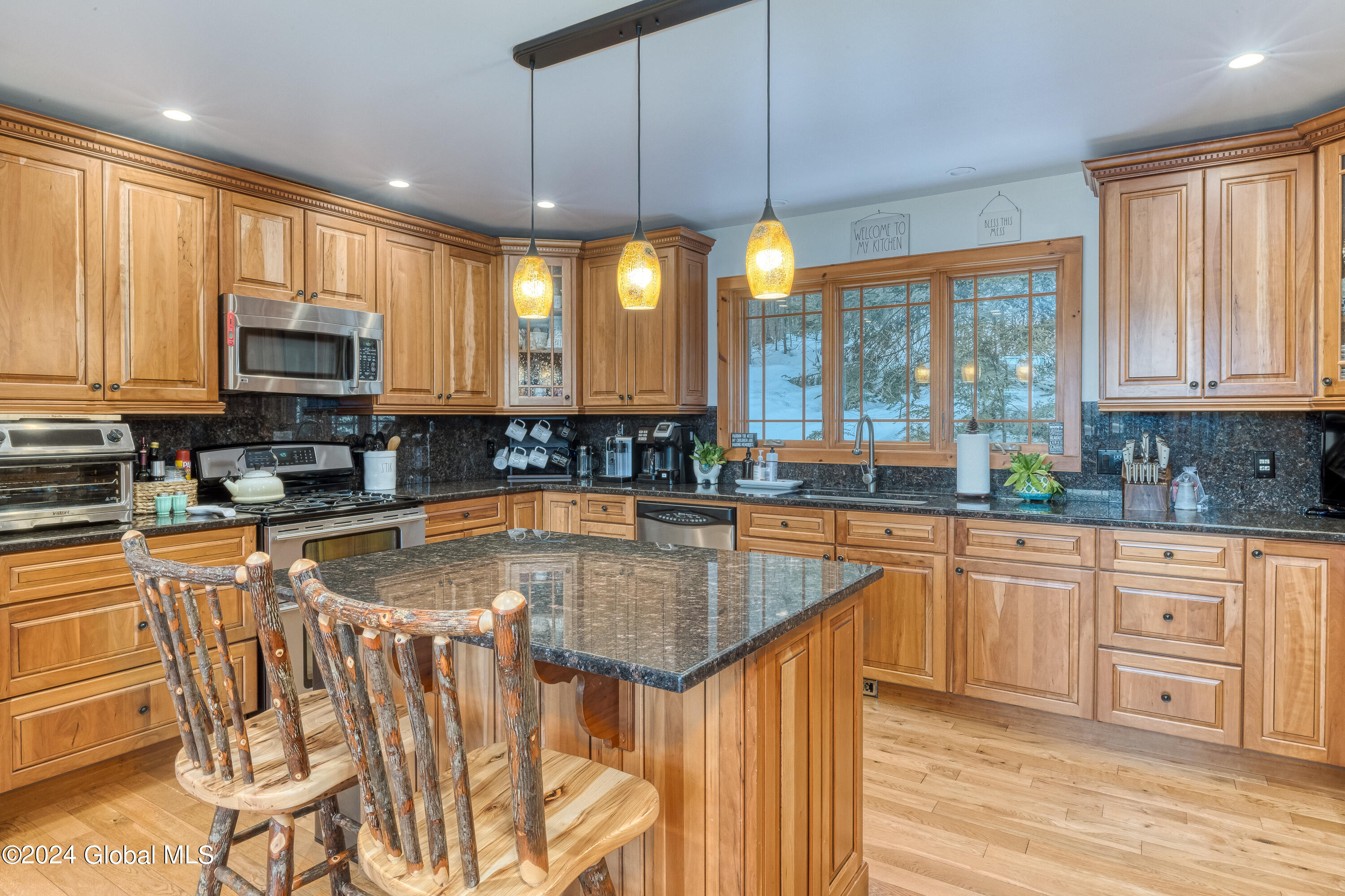 13 Apple Hill Road