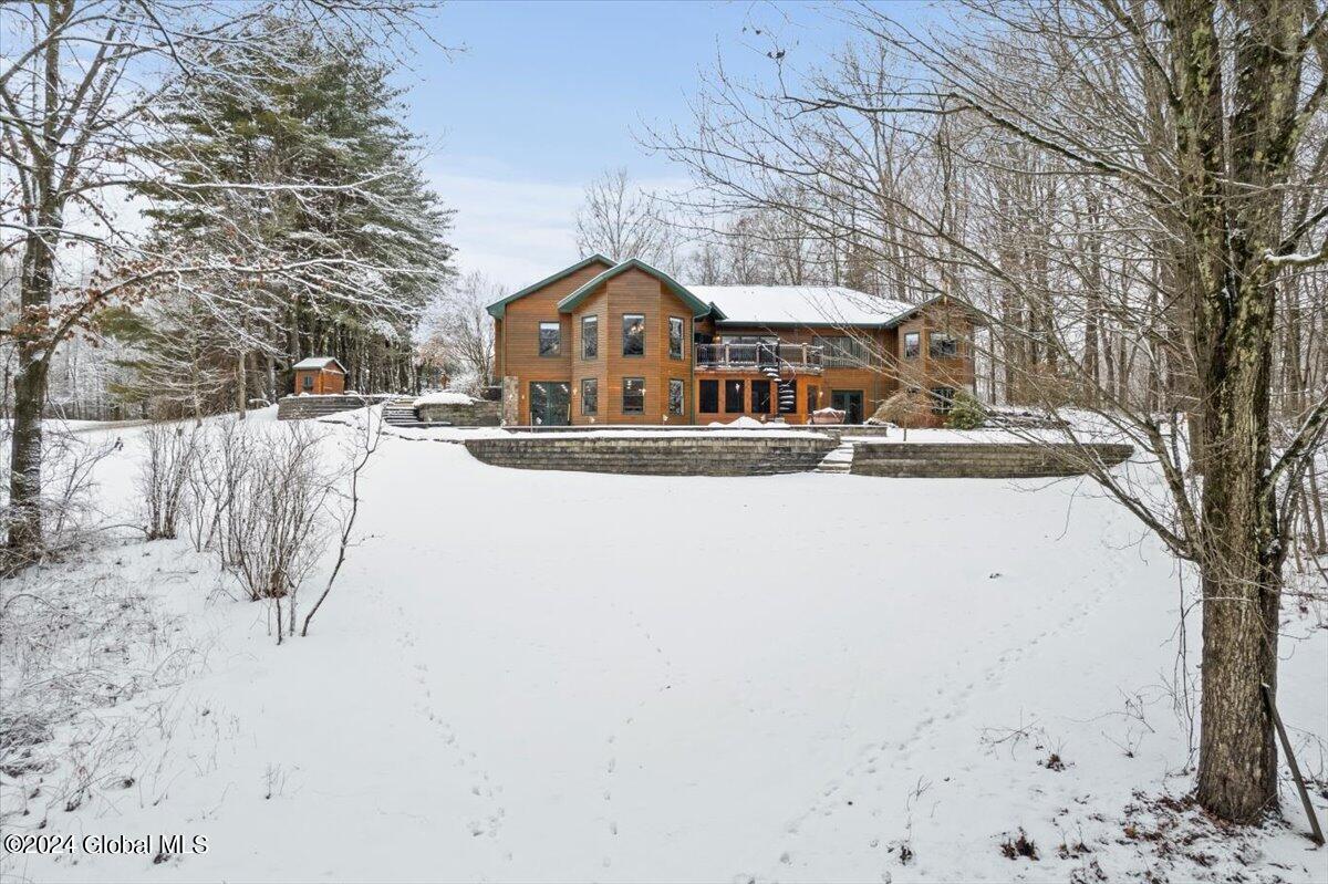 1536 Ridge Road