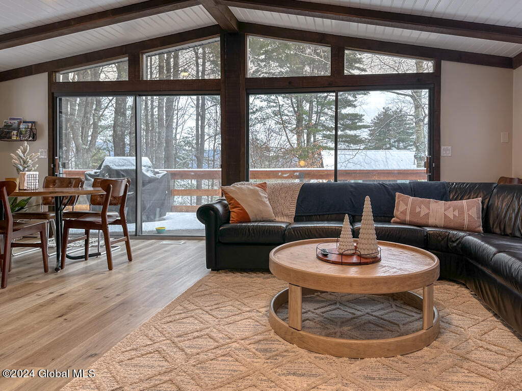 32 Carriage Hill Road