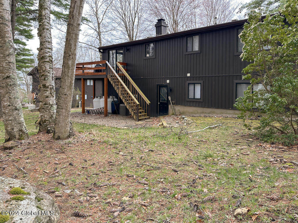 32 Carriage Hill Road