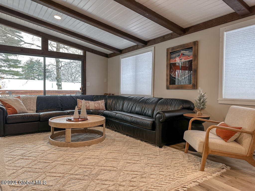 32 Carriage Hill Road