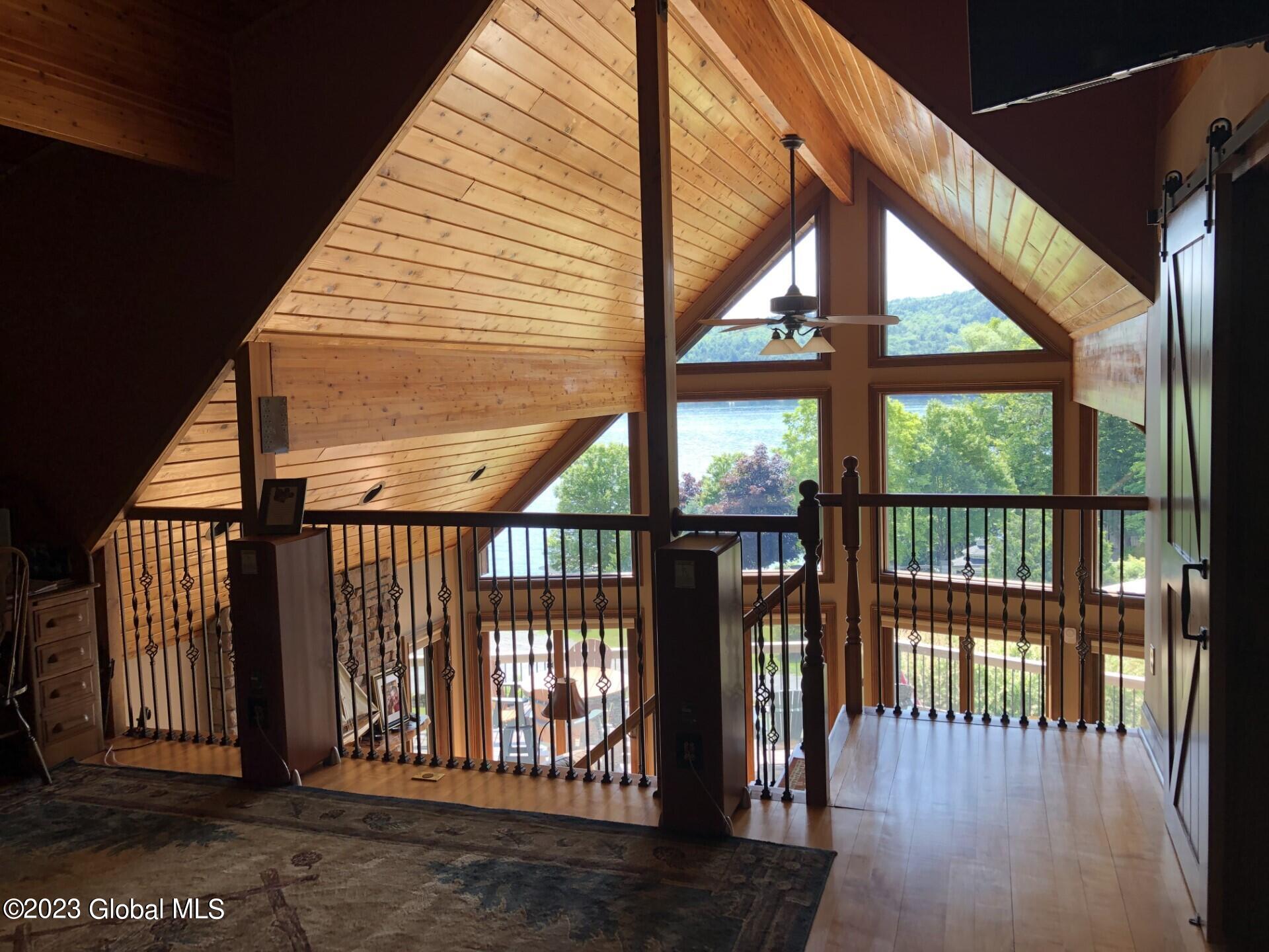 51 Sunnyview Lane