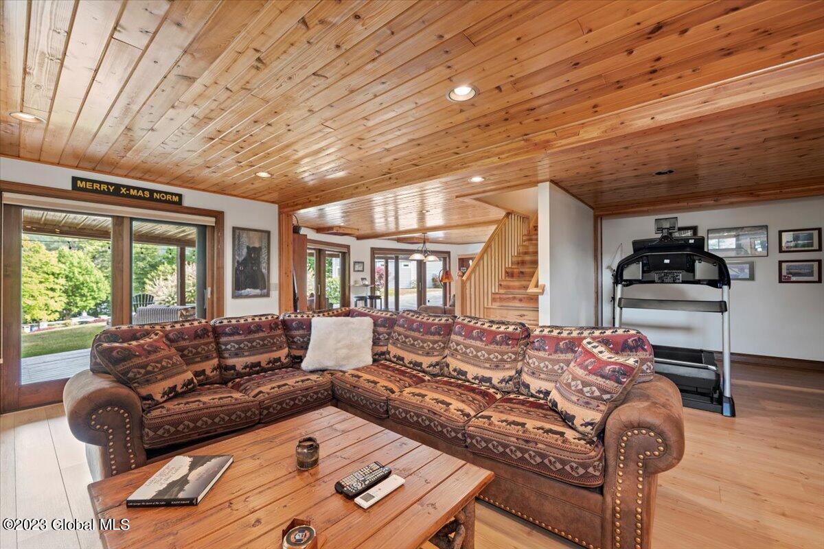 51 Sunnyview Lane