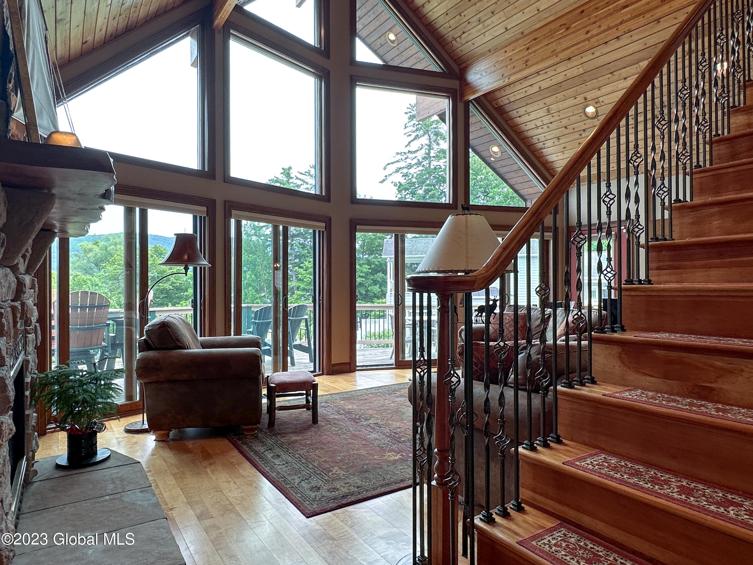 51 Sunnyview Lane