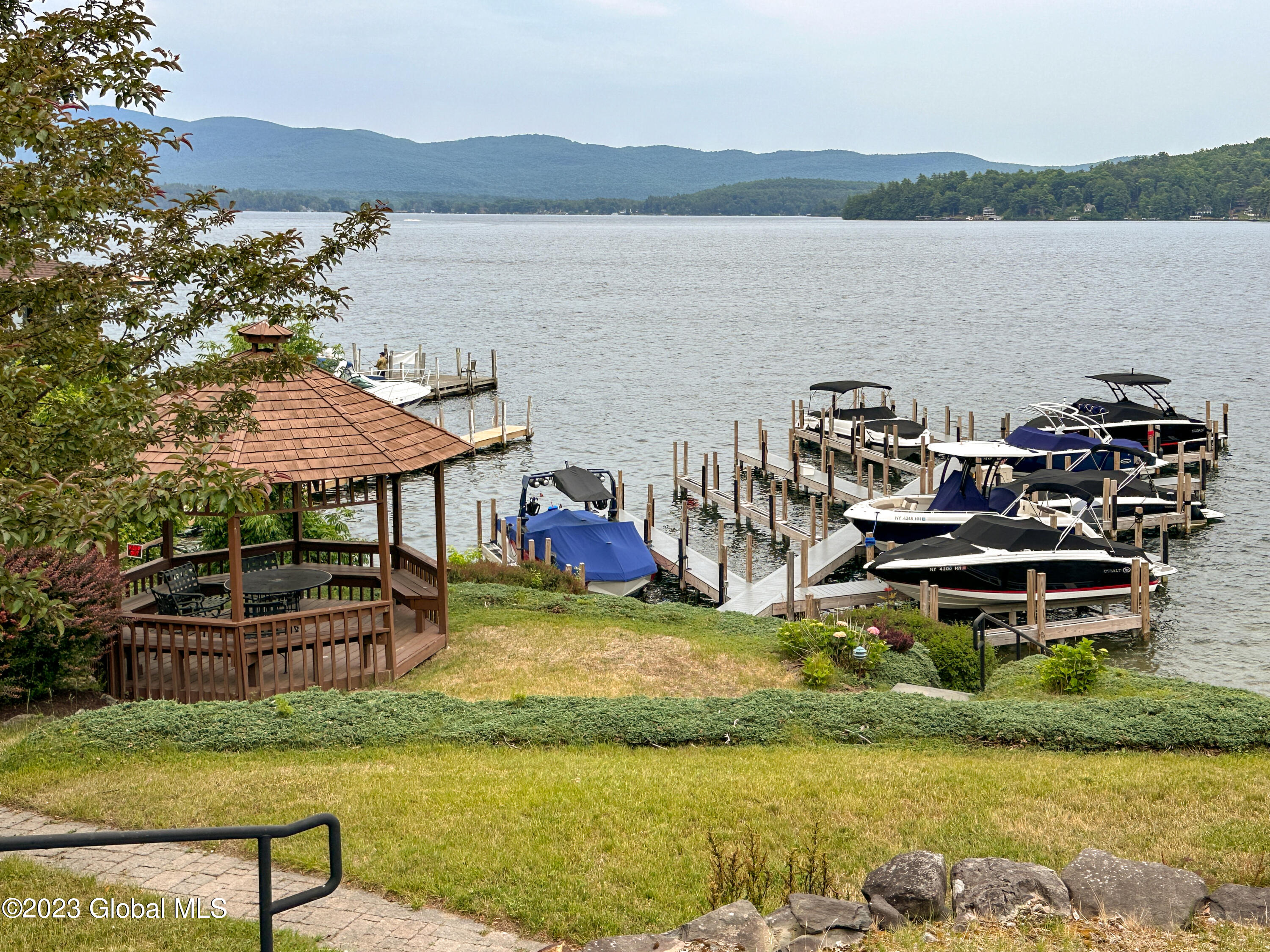 51 Sunnyview Lane