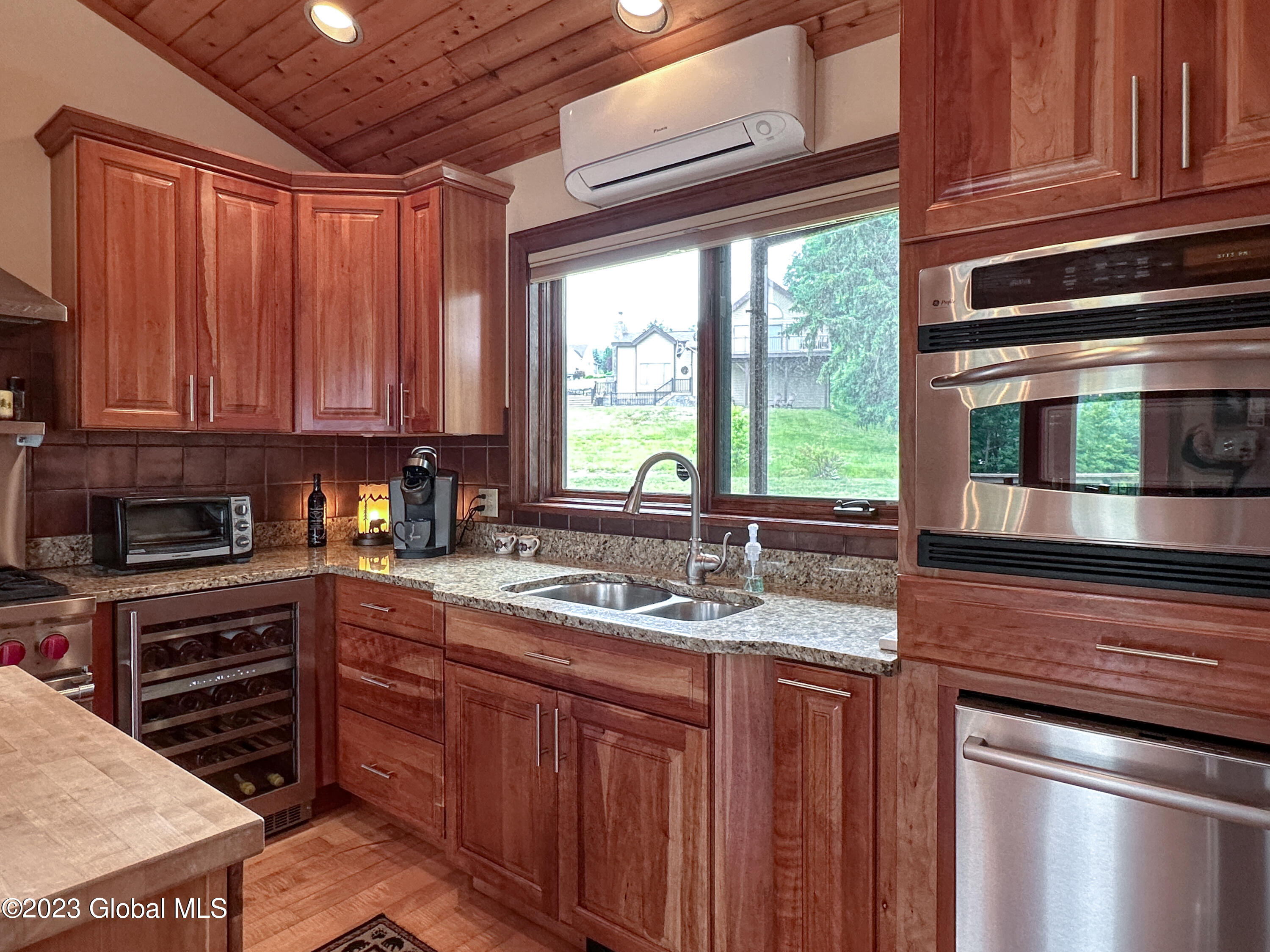 51 Sunnyview Lane