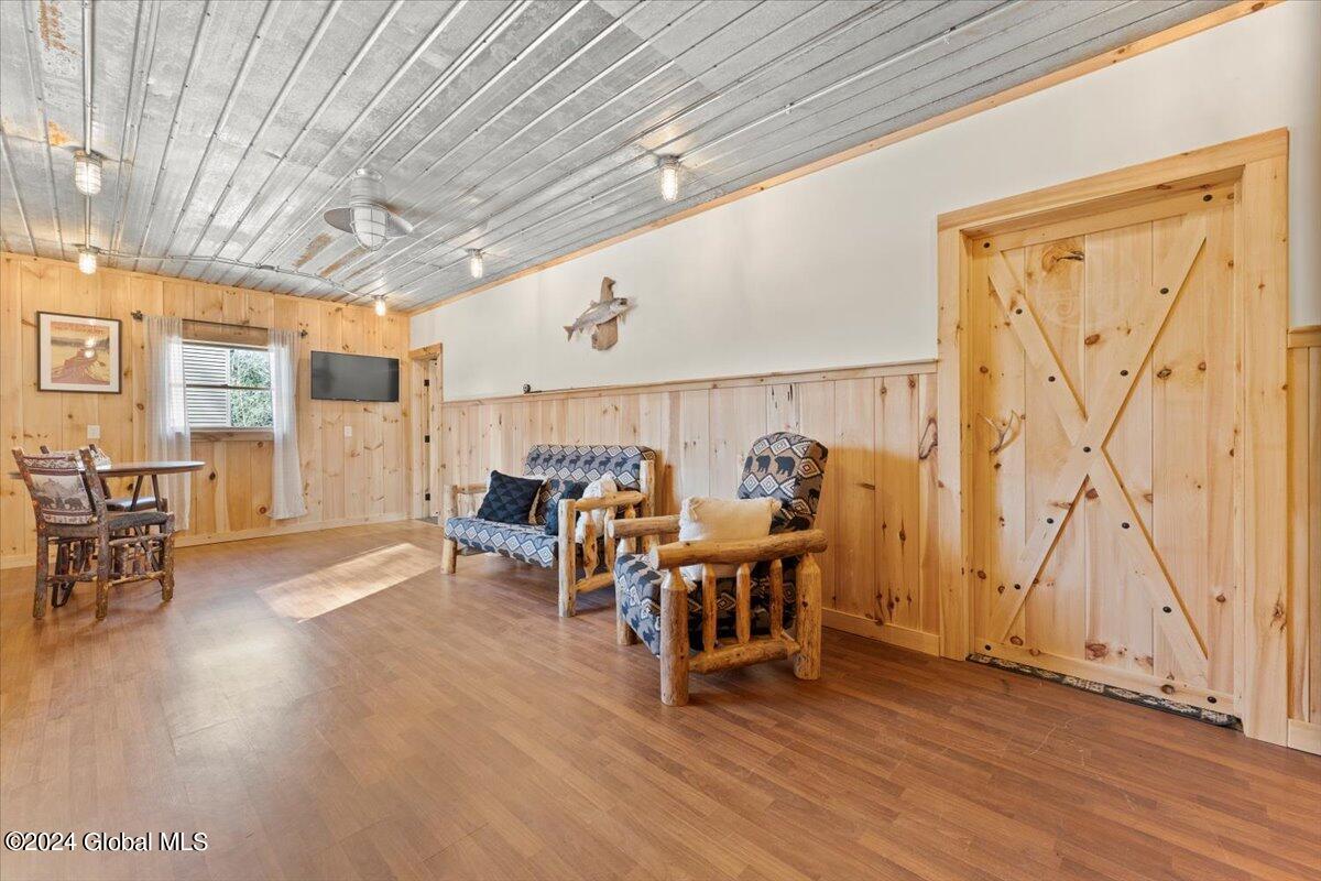 2320 Ridge Road