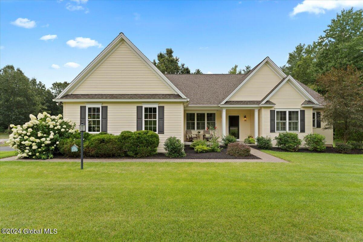 2 Corinne Court