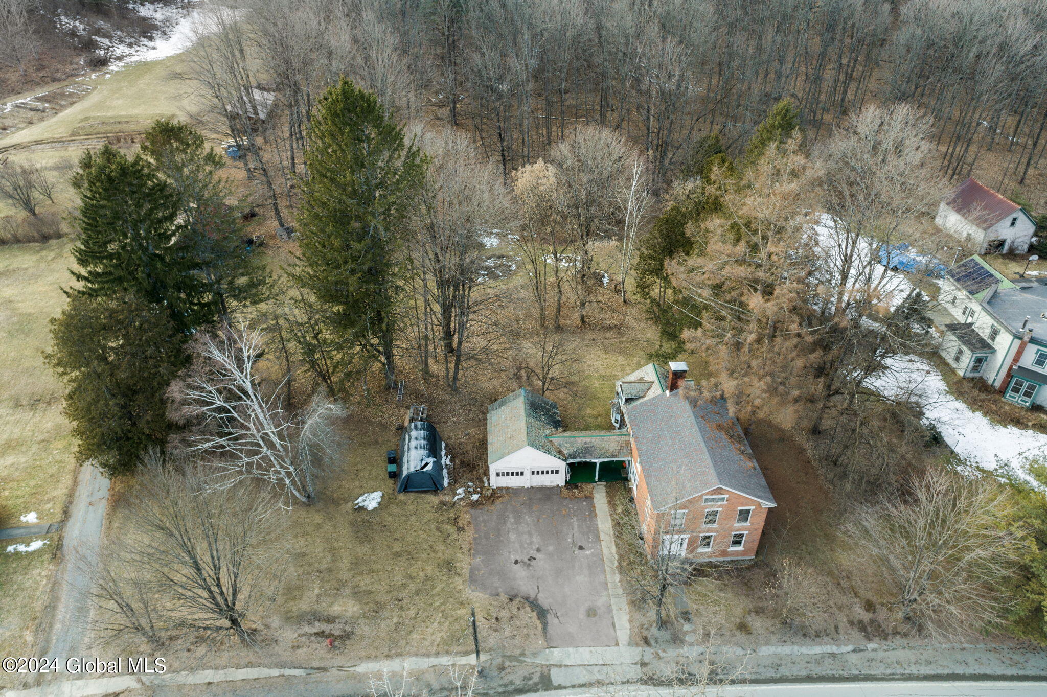 1761 Creek Road